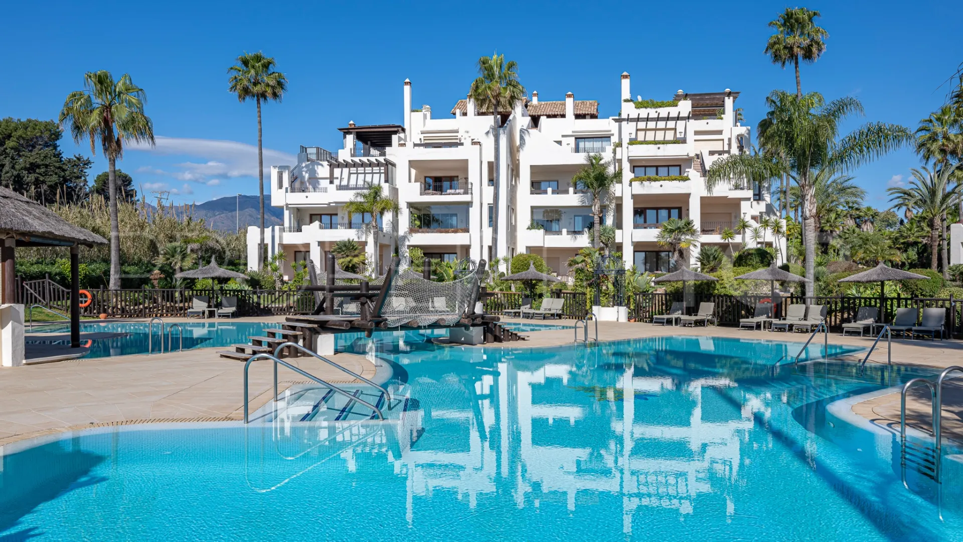 3 bedrooms apartment in Bahía del Velerín for sale