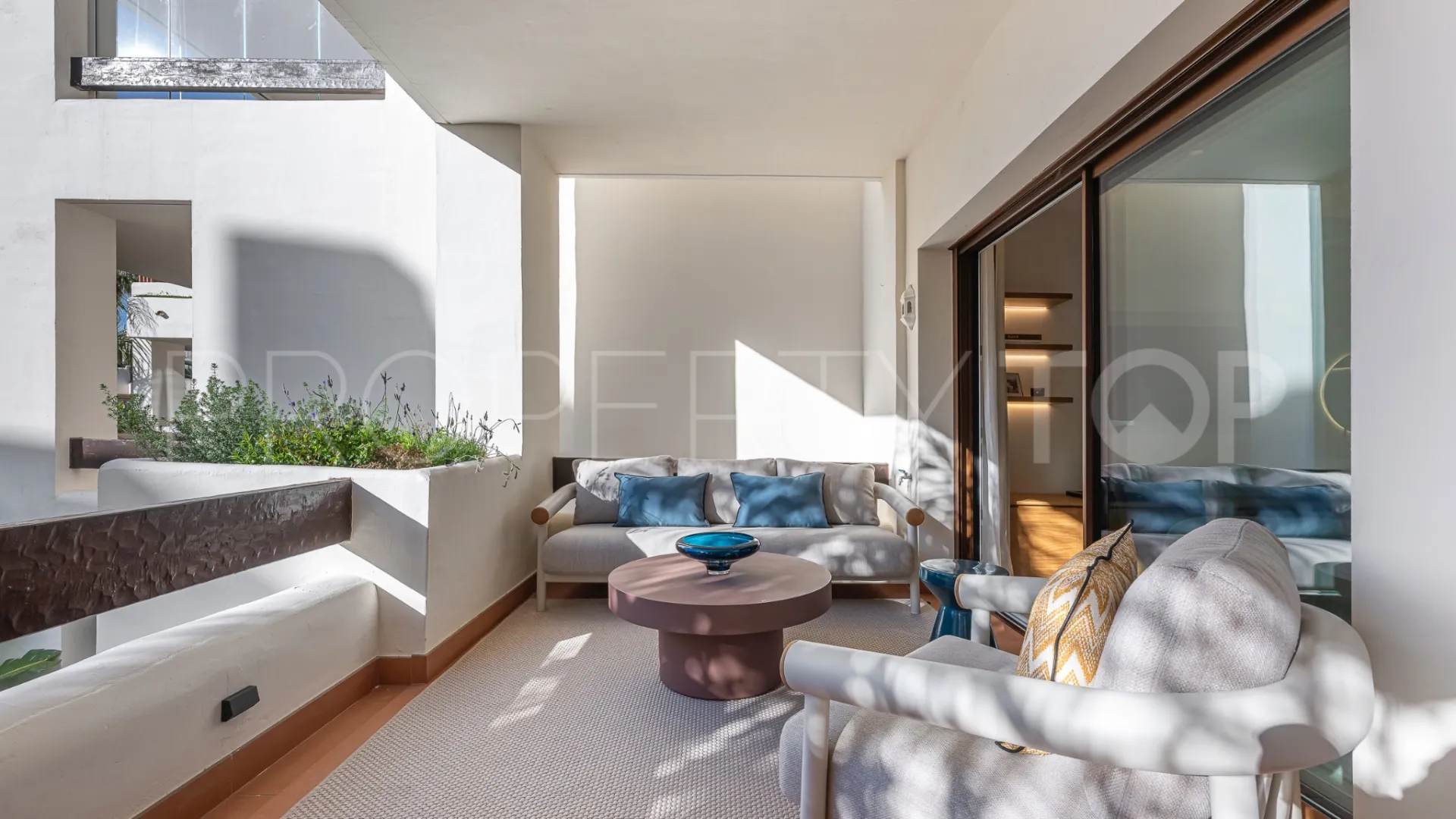 3 bedrooms apartment in Bahía del Velerín for sale