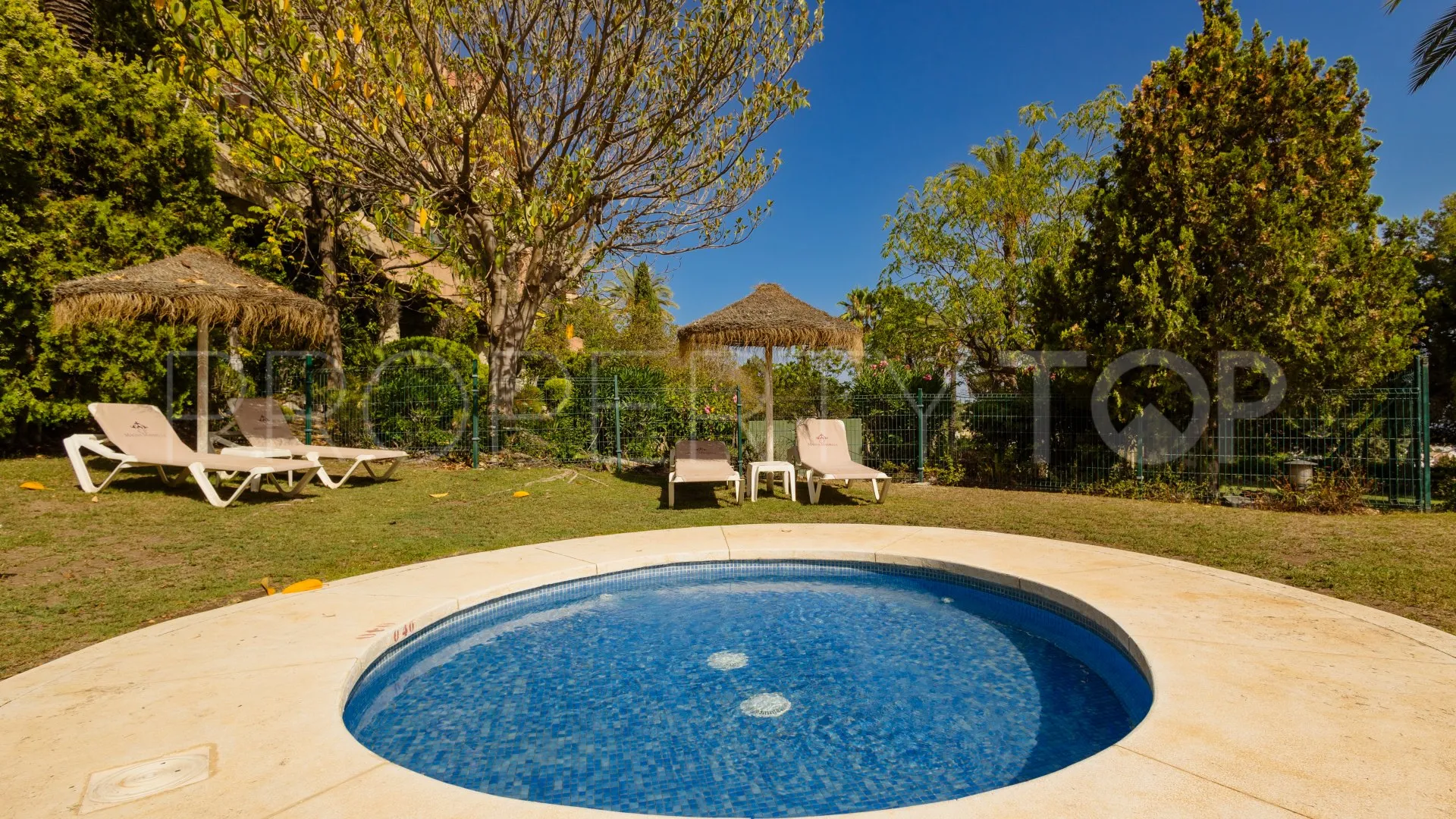 Magna Marbella, apartamento a la venta