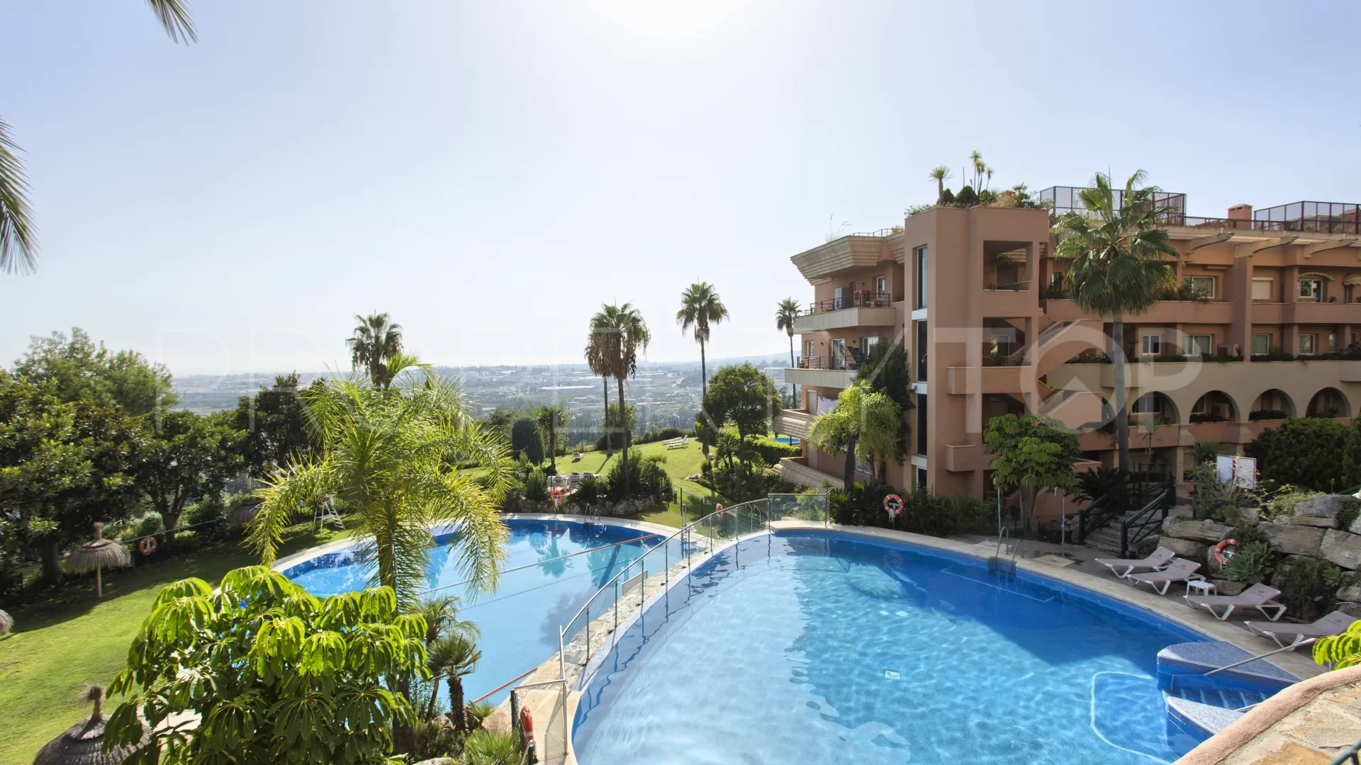 Magna Marbella, apartamento a la venta