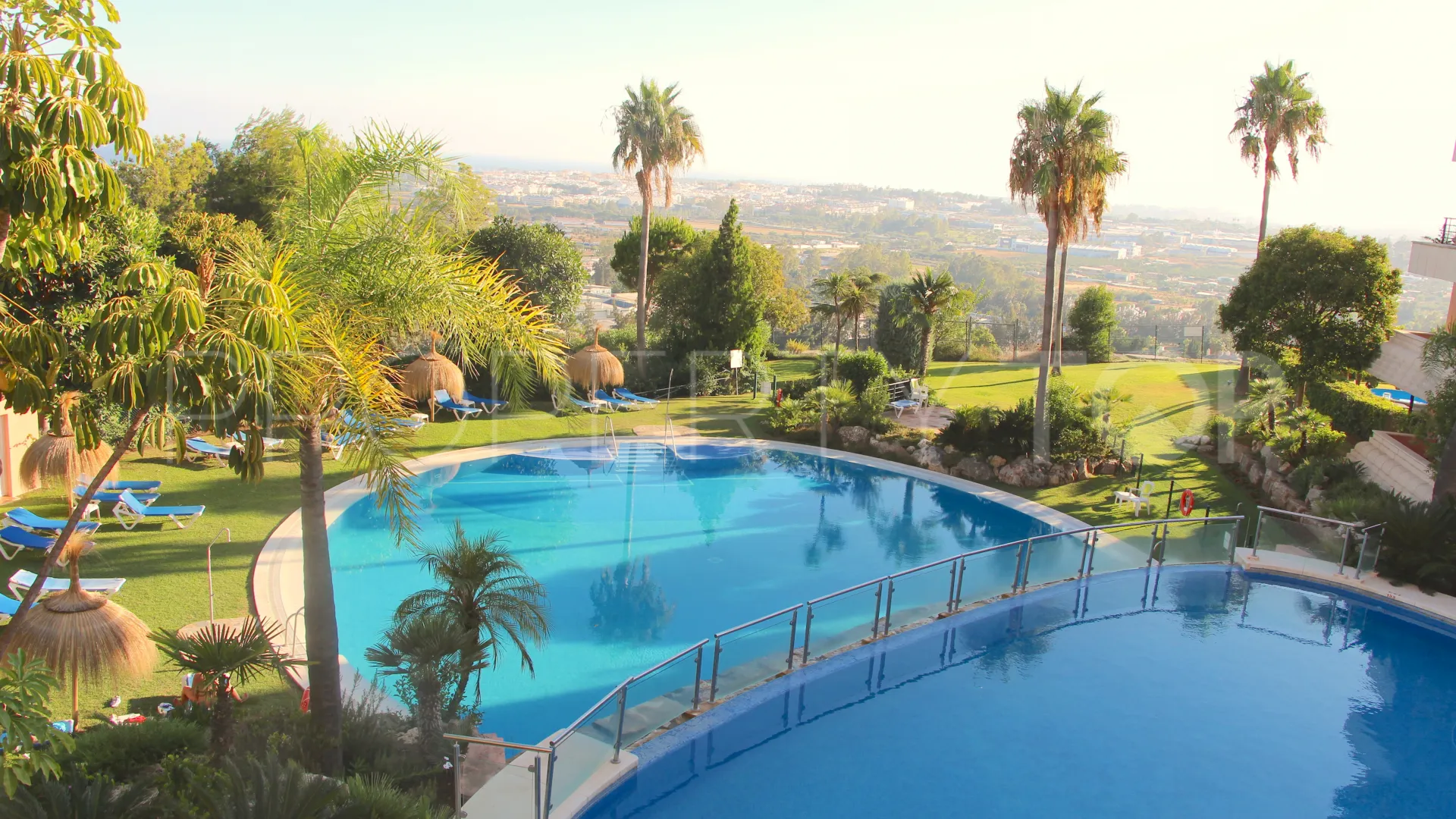 Magna Marbella, apartamento a la venta