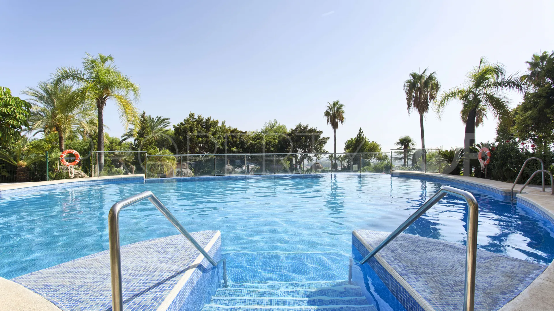 Magna Marbella, apartamento a la venta