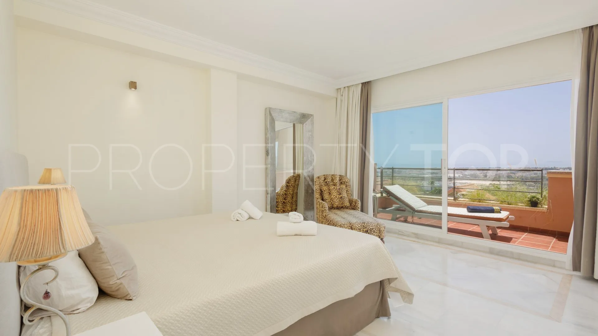 Magna Marbella, apartamento a la venta