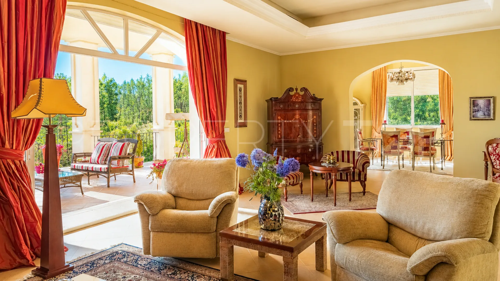 Se vende villa en Estepona