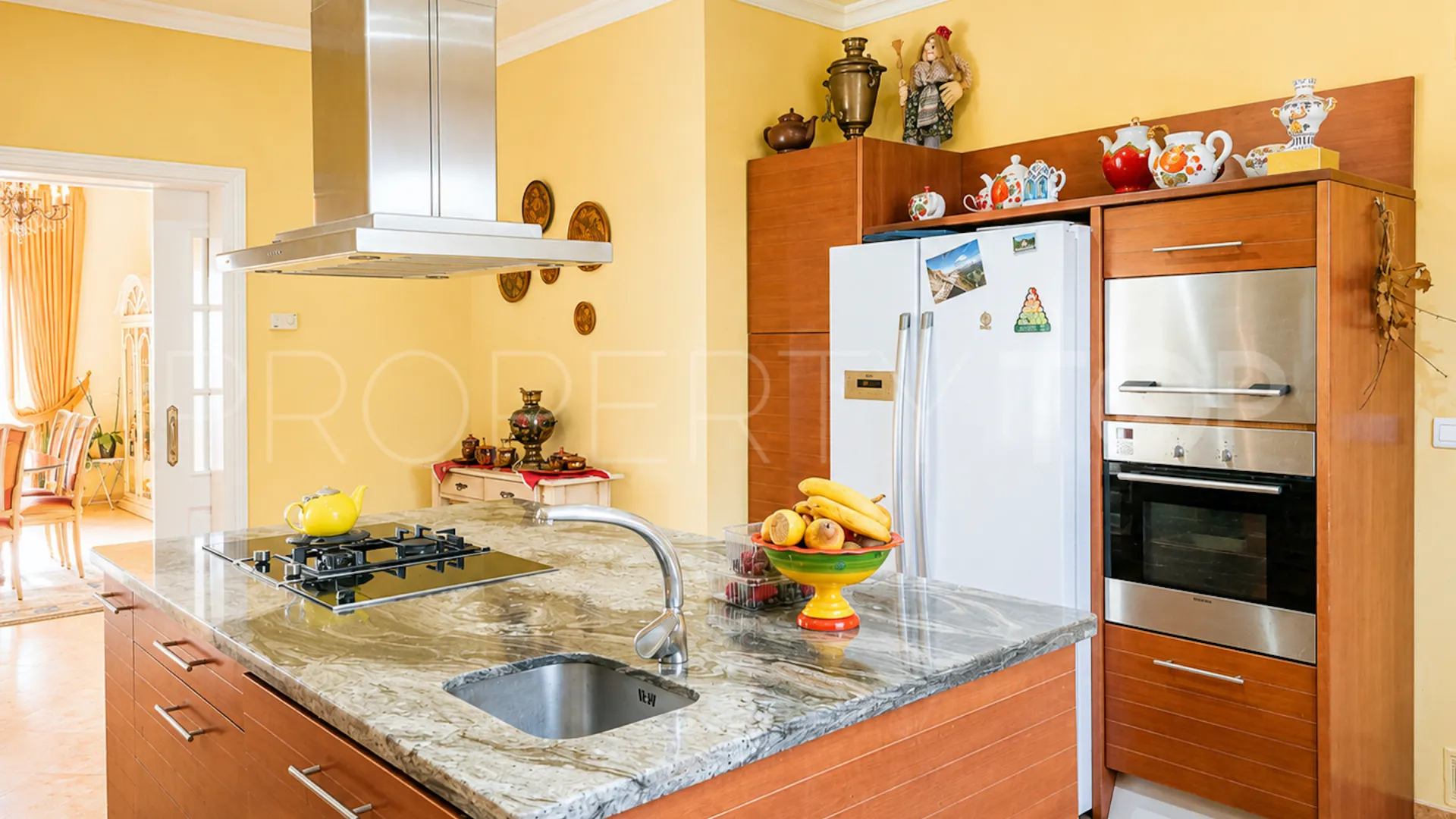 Se vende villa en Estepona