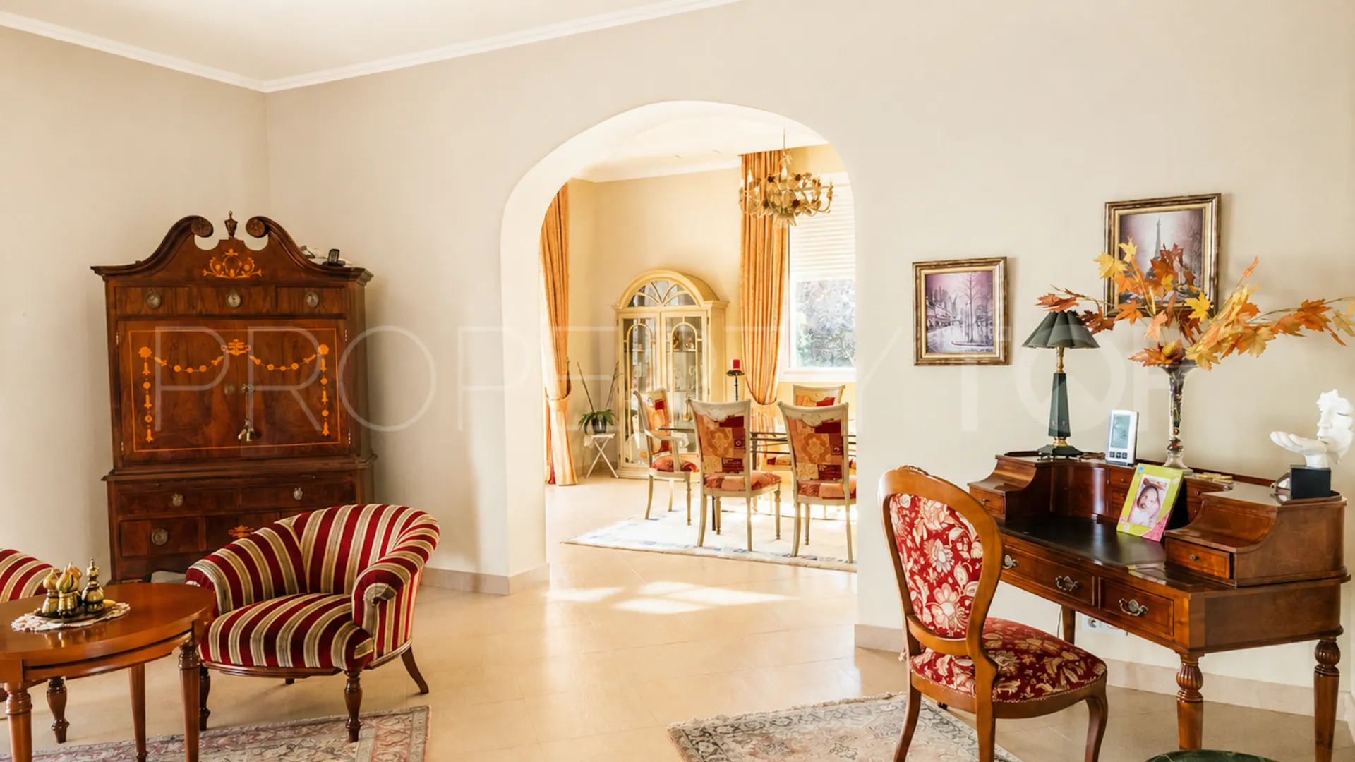Se vende villa en Estepona