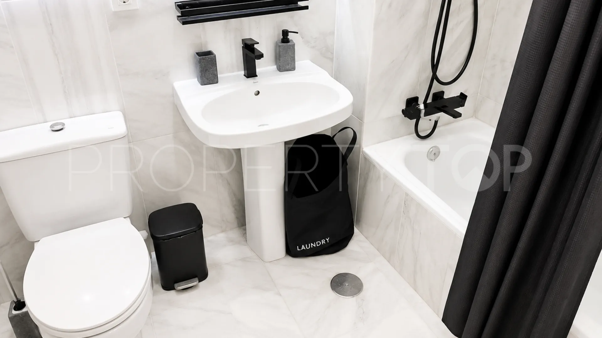 La Carolina, atico duplex con 2 dormitorios a la venta