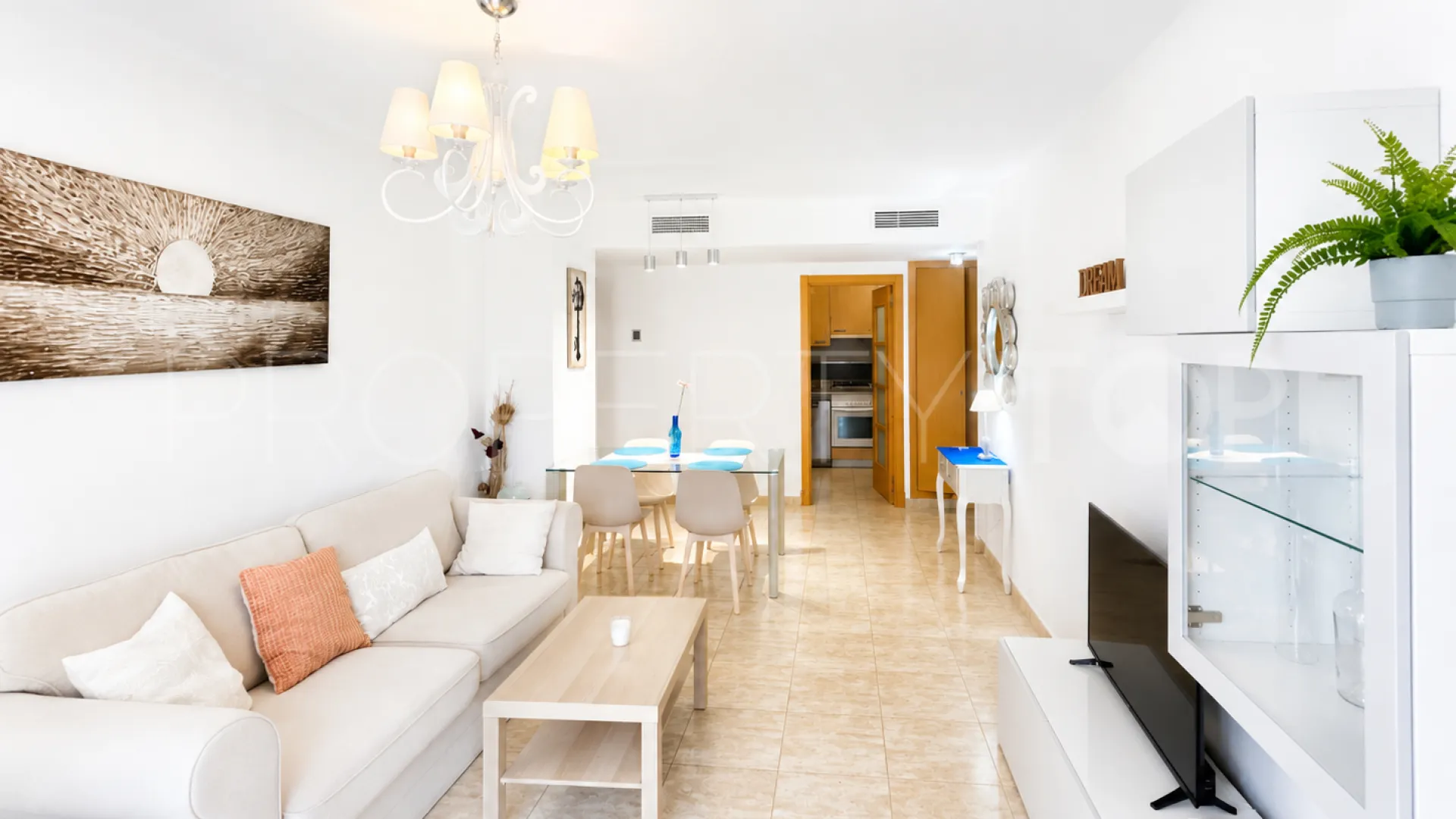 Buy apartment in Estepona