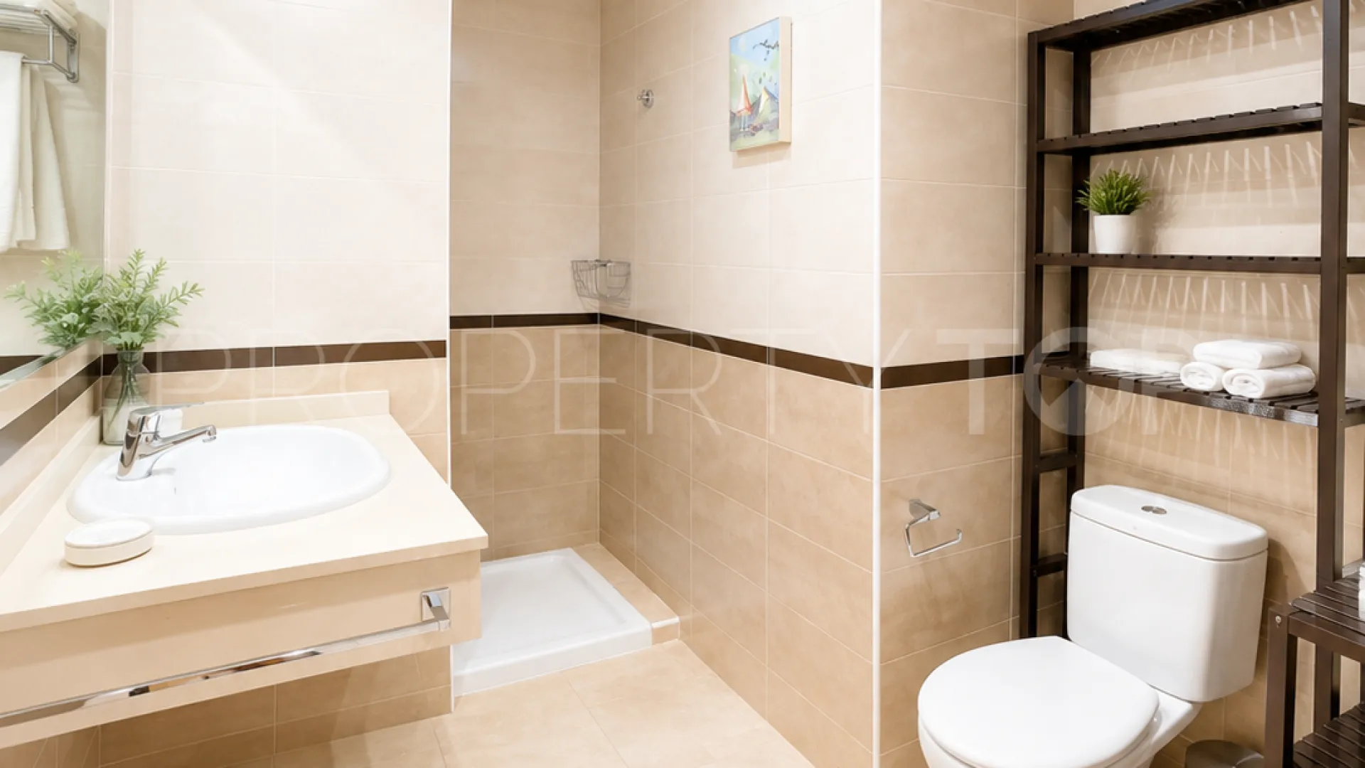 Buy apartment in Estepona