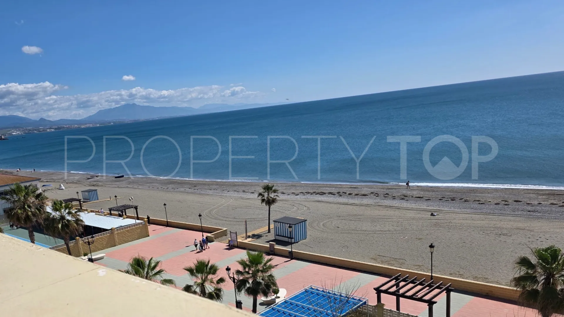 Apartment for sale in Sabinillas with 2 bedrooms