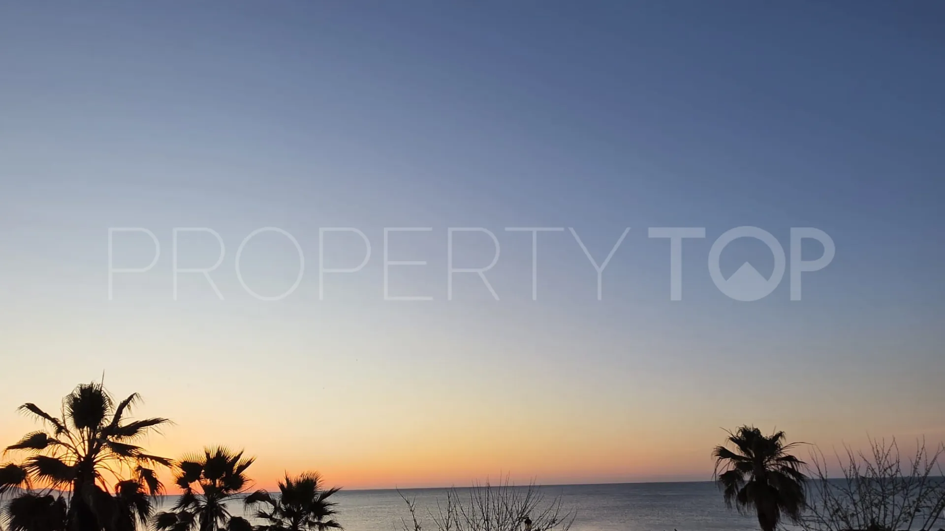 Apartment for sale in Sabinillas with 2 bedrooms