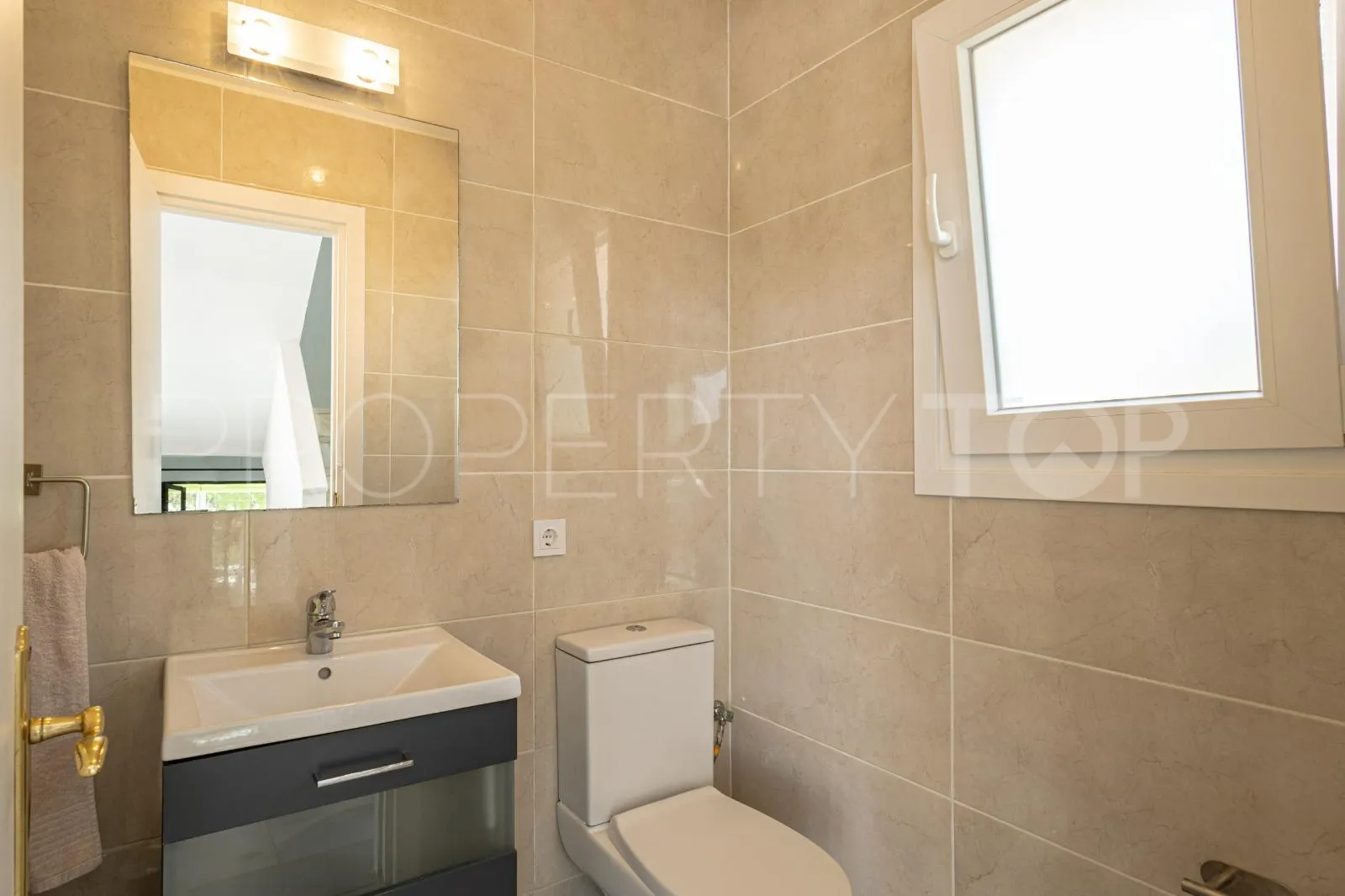 3 bedrooms villa for sale in Altos de Estepona