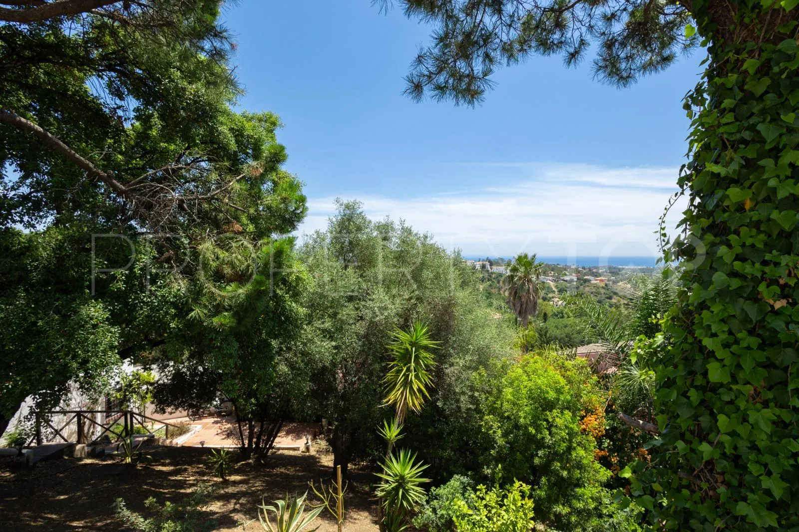 3 bedrooms villa for sale in Altos de Estepona