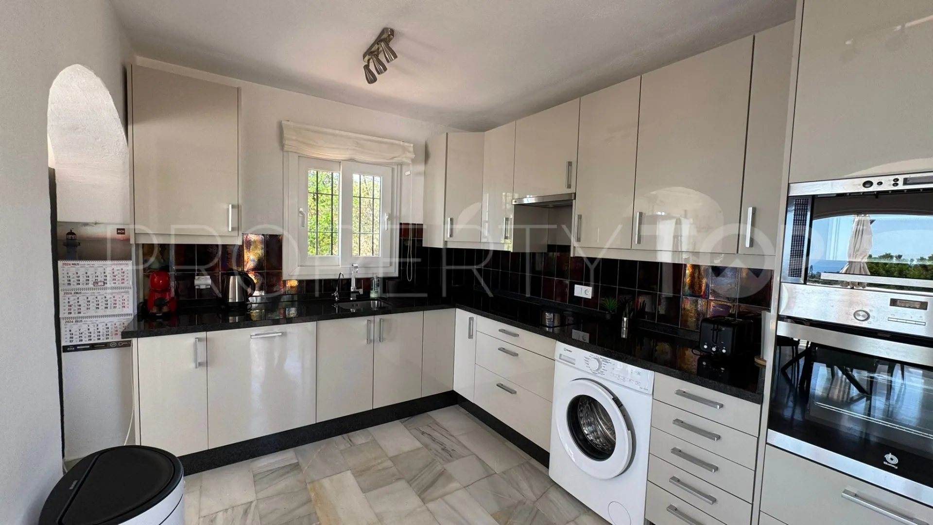 3 bedrooms villa for sale in Altos de Estepona