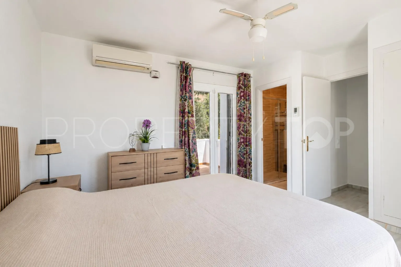 3 bedrooms villa for sale in Altos de Estepona