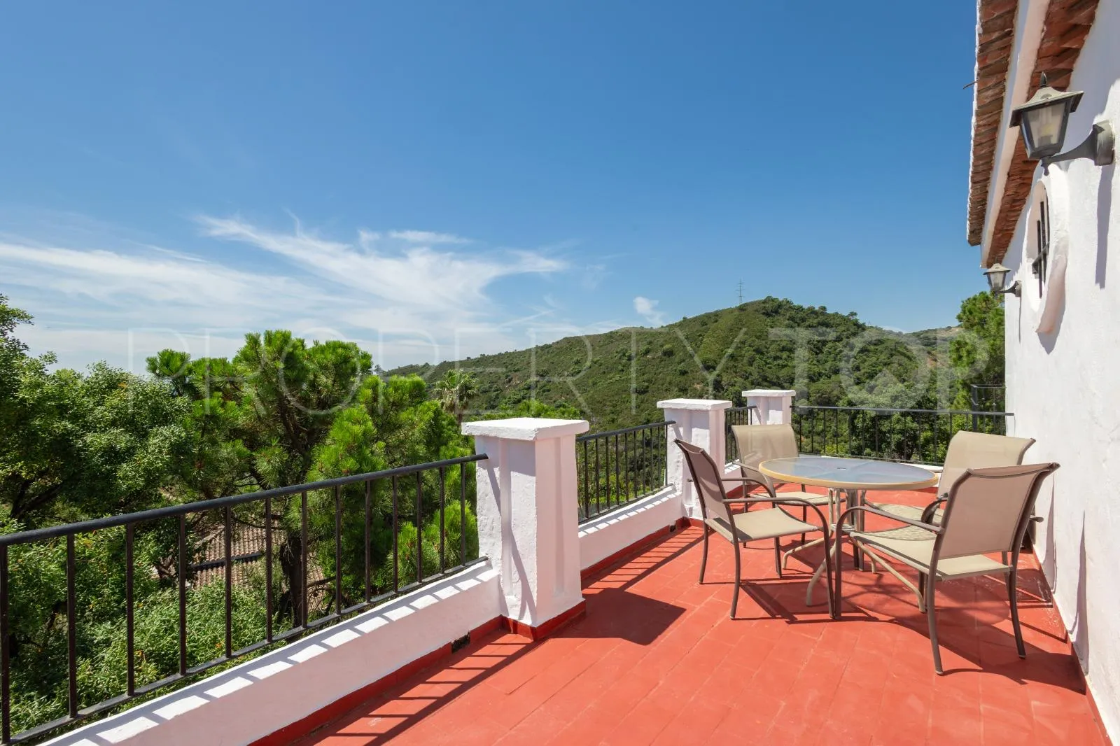 3 bedrooms villa for sale in Altos de Estepona