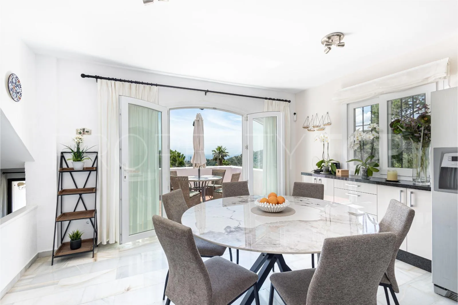 3 bedrooms villa for sale in Altos de Estepona