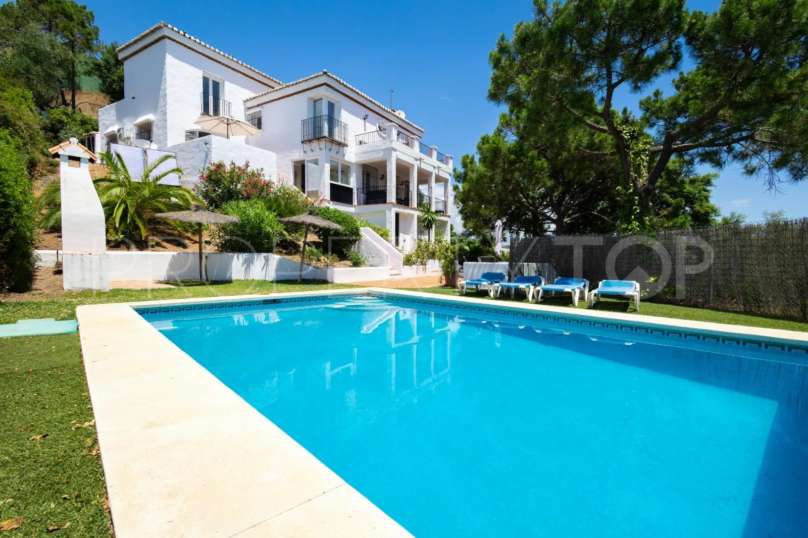 3 bedrooms villa for sale in Altos de Estepona