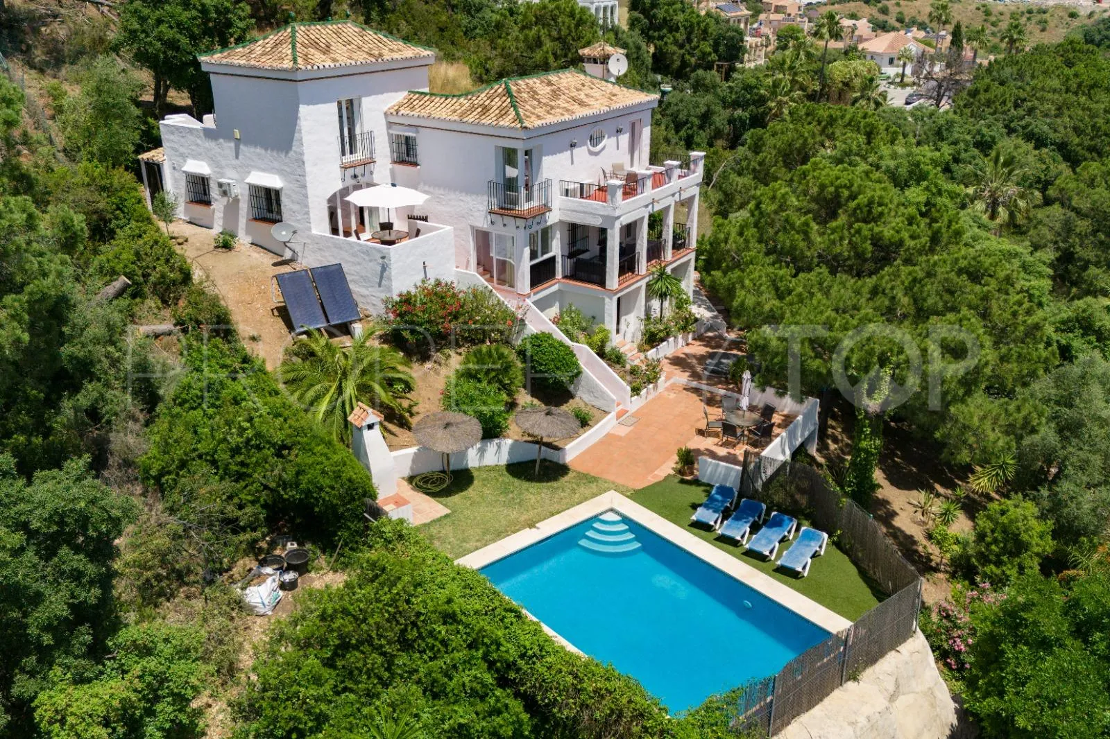 3 bedrooms villa for sale in Altos de Estepona