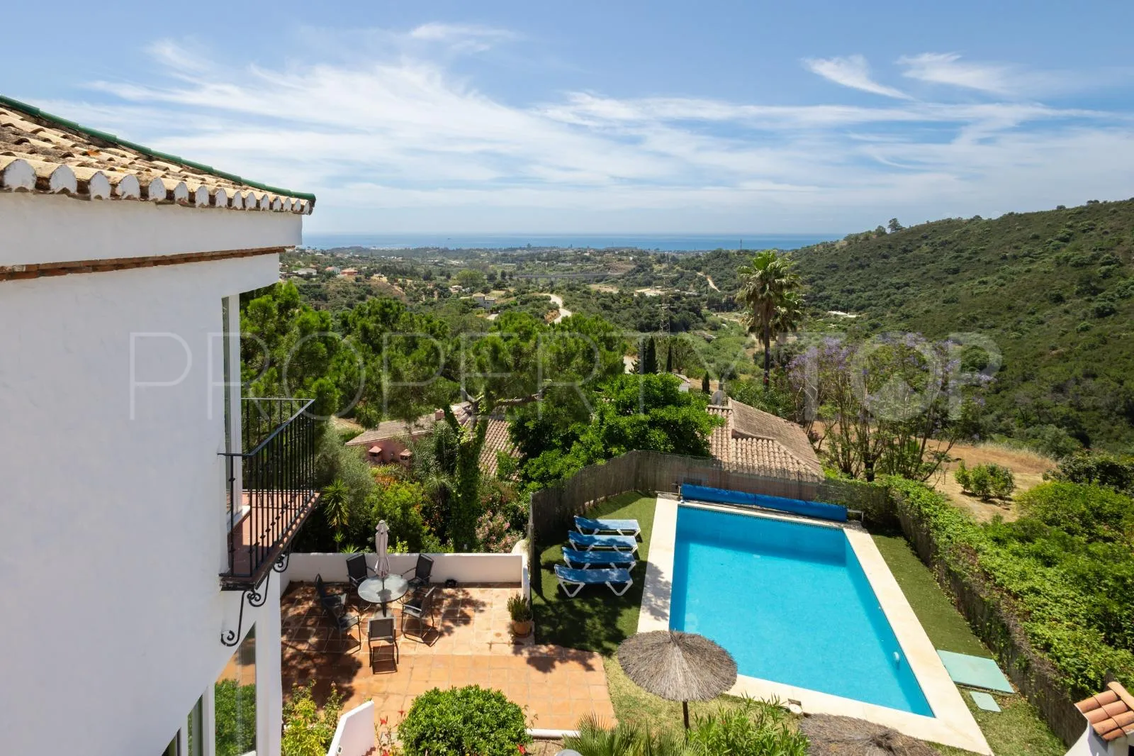 3 bedrooms villa for sale in Altos de Estepona
