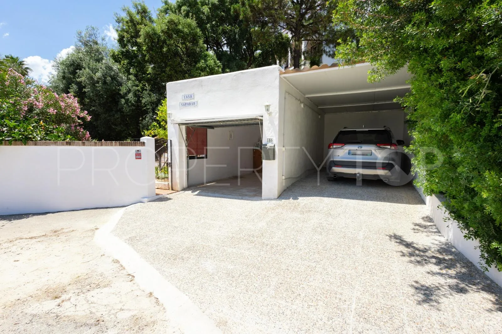 3 bedrooms villa for sale in Altos de Estepona