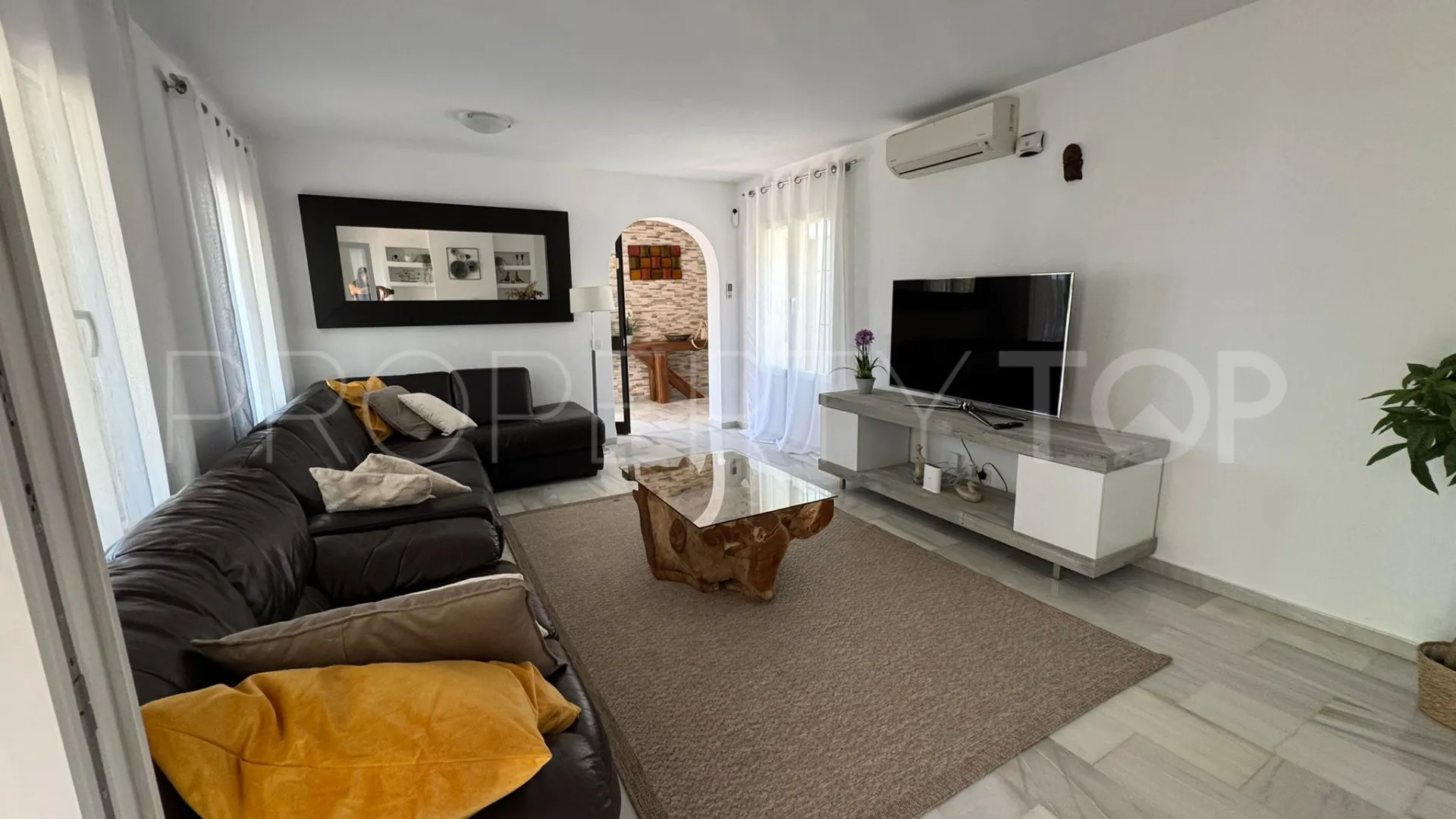 3 bedrooms villa for sale in Altos de Estepona