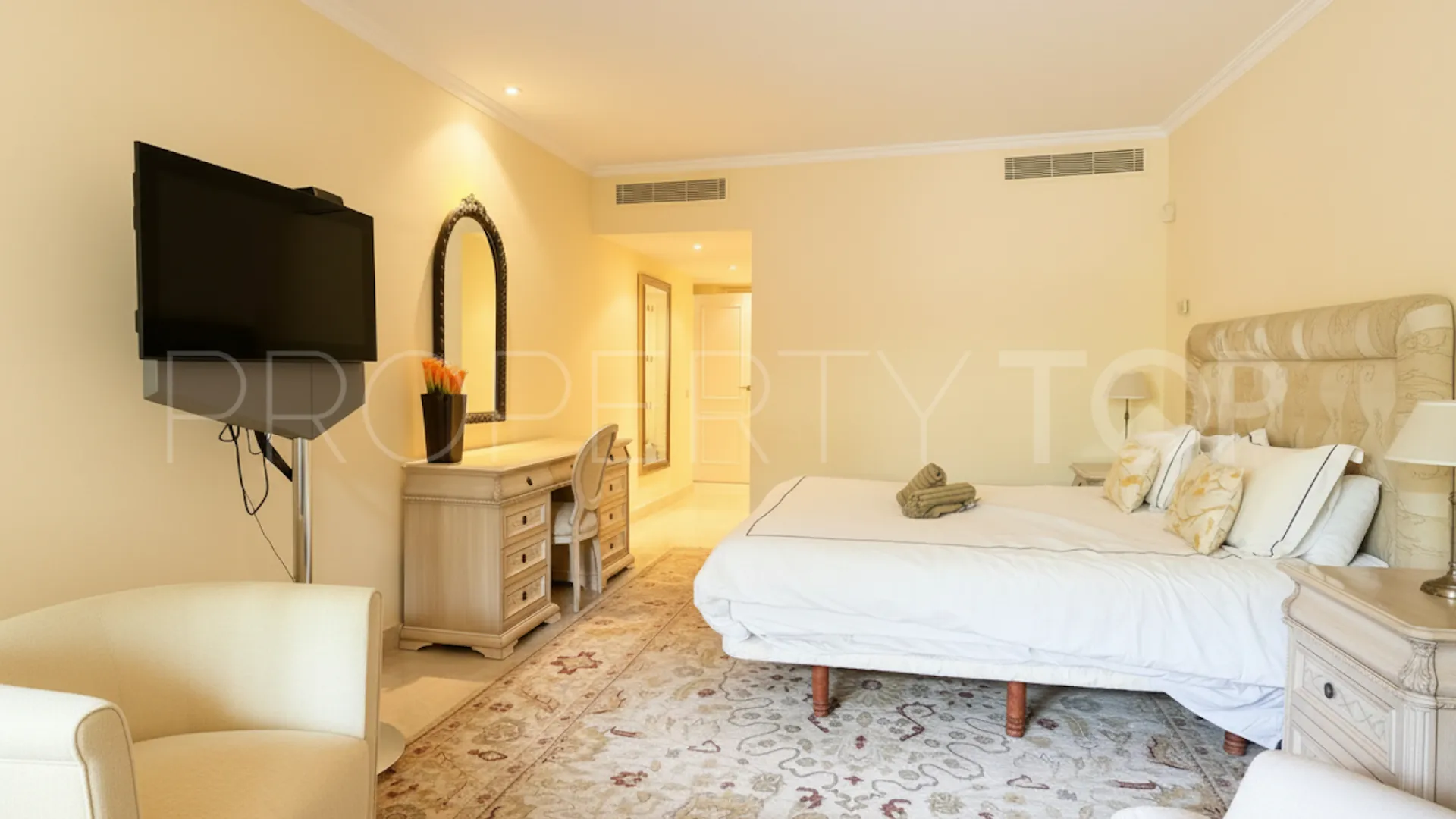 Comprar apartamento con 2 dormitorios en Melia Hacienda del Mar