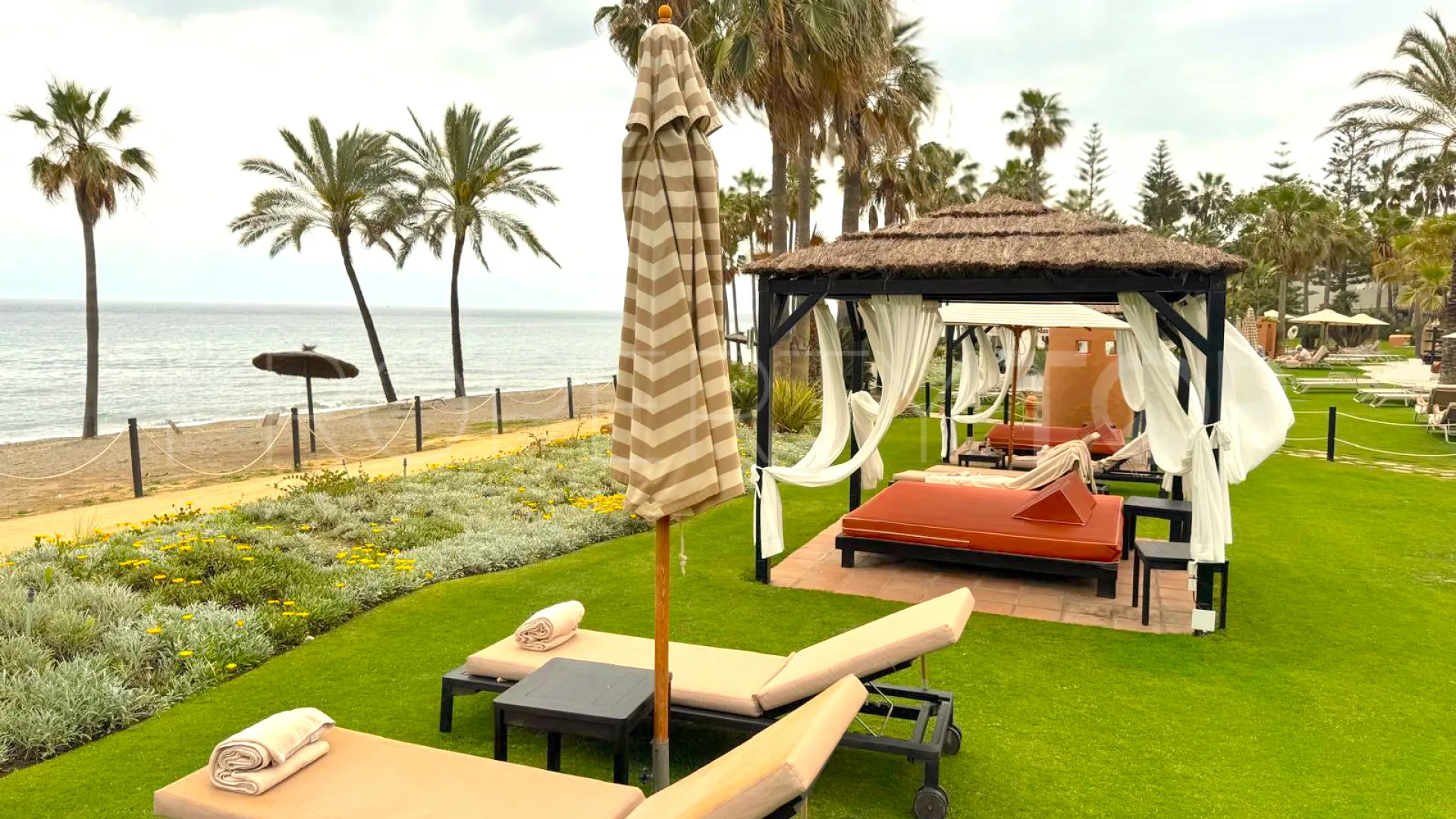 Comprar apartamento con 2 dormitorios en Melia Hacienda del Mar