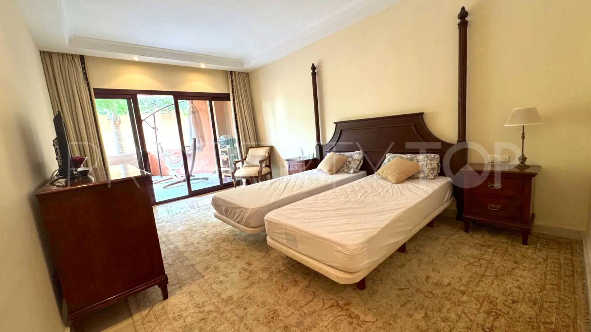 Comprar apartamento con 2 dormitorios en Melia Hacienda del Mar