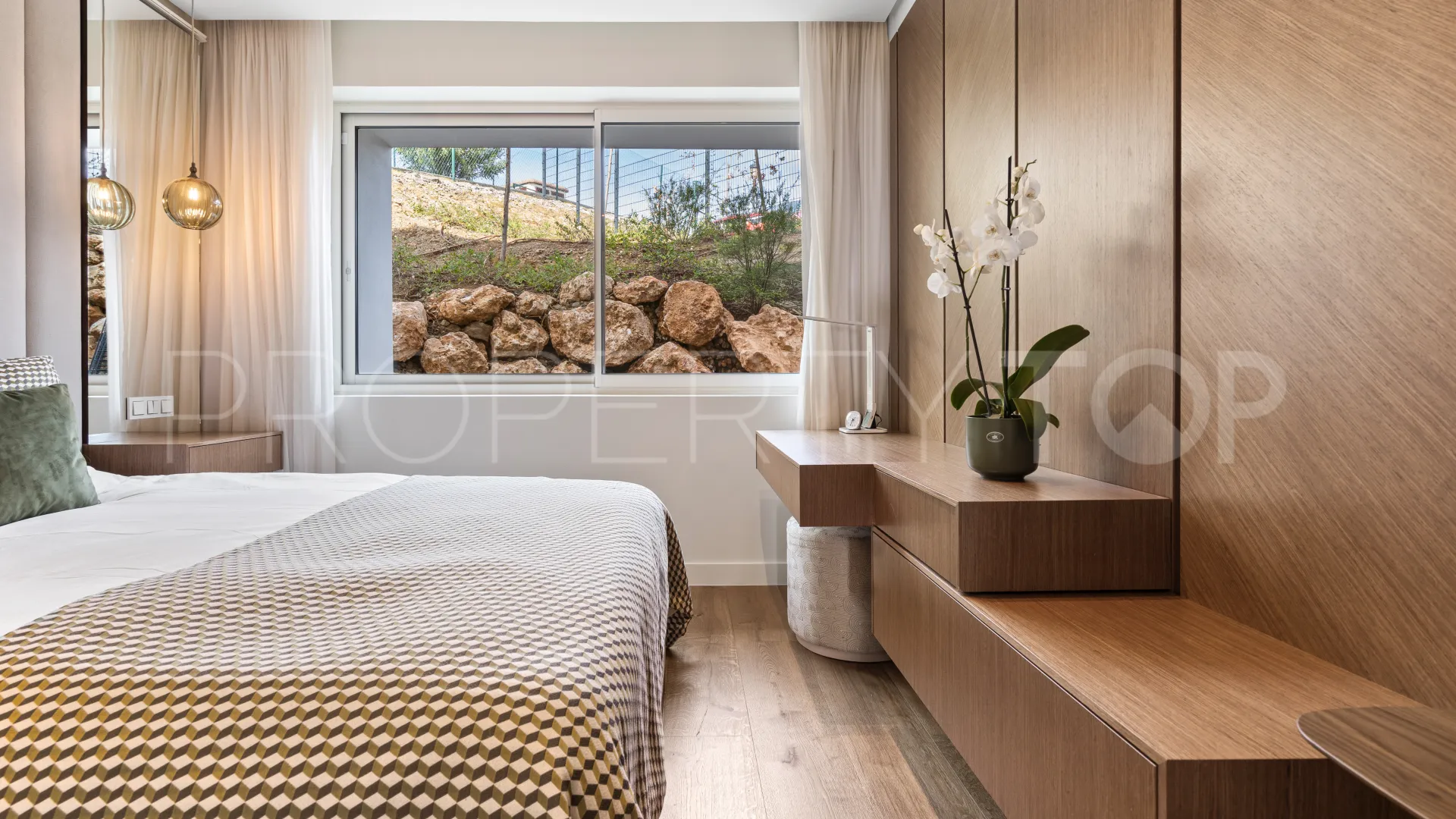 3 bedrooms ground floor apartment in Palo Alto for sale