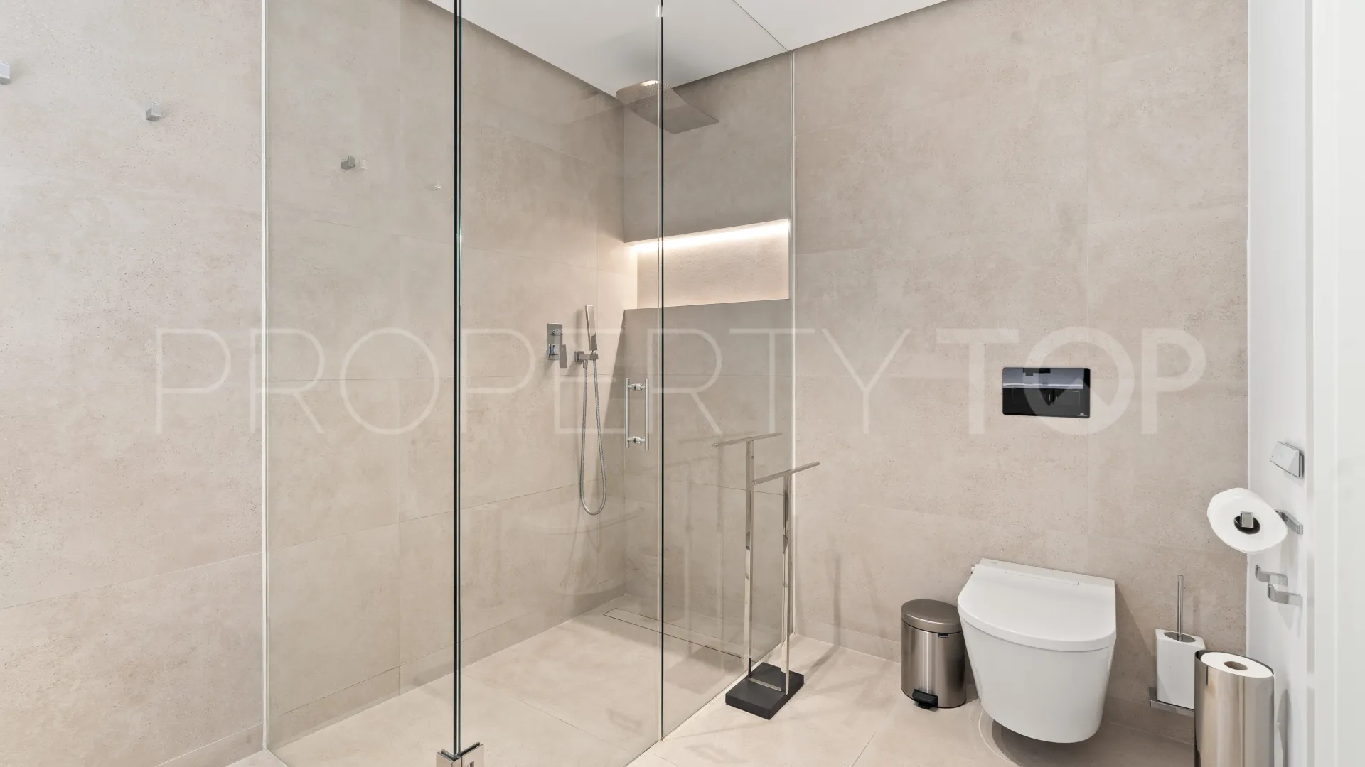 3 bedrooms ground floor apartment in Palo Alto for sale