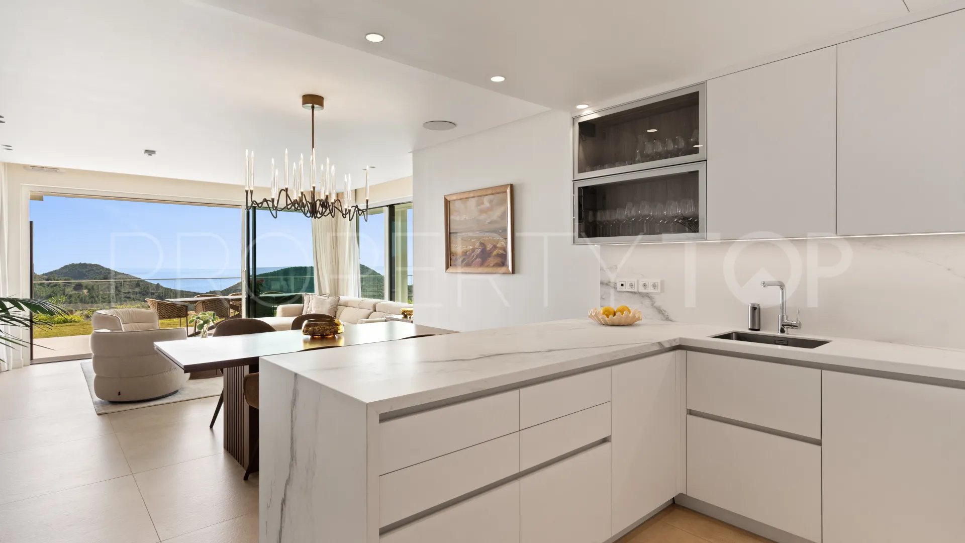 3 bedrooms ground floor apartment in Palo Alto for sale