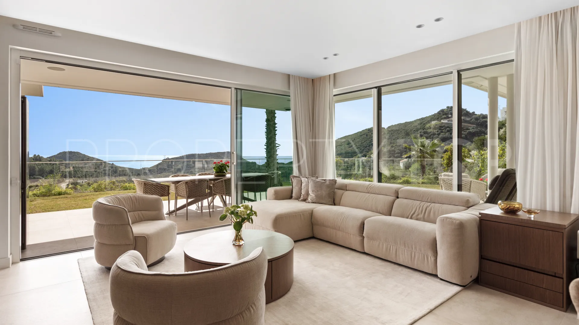 3 bedrooms ground floor apartment in Palo Alto for sale