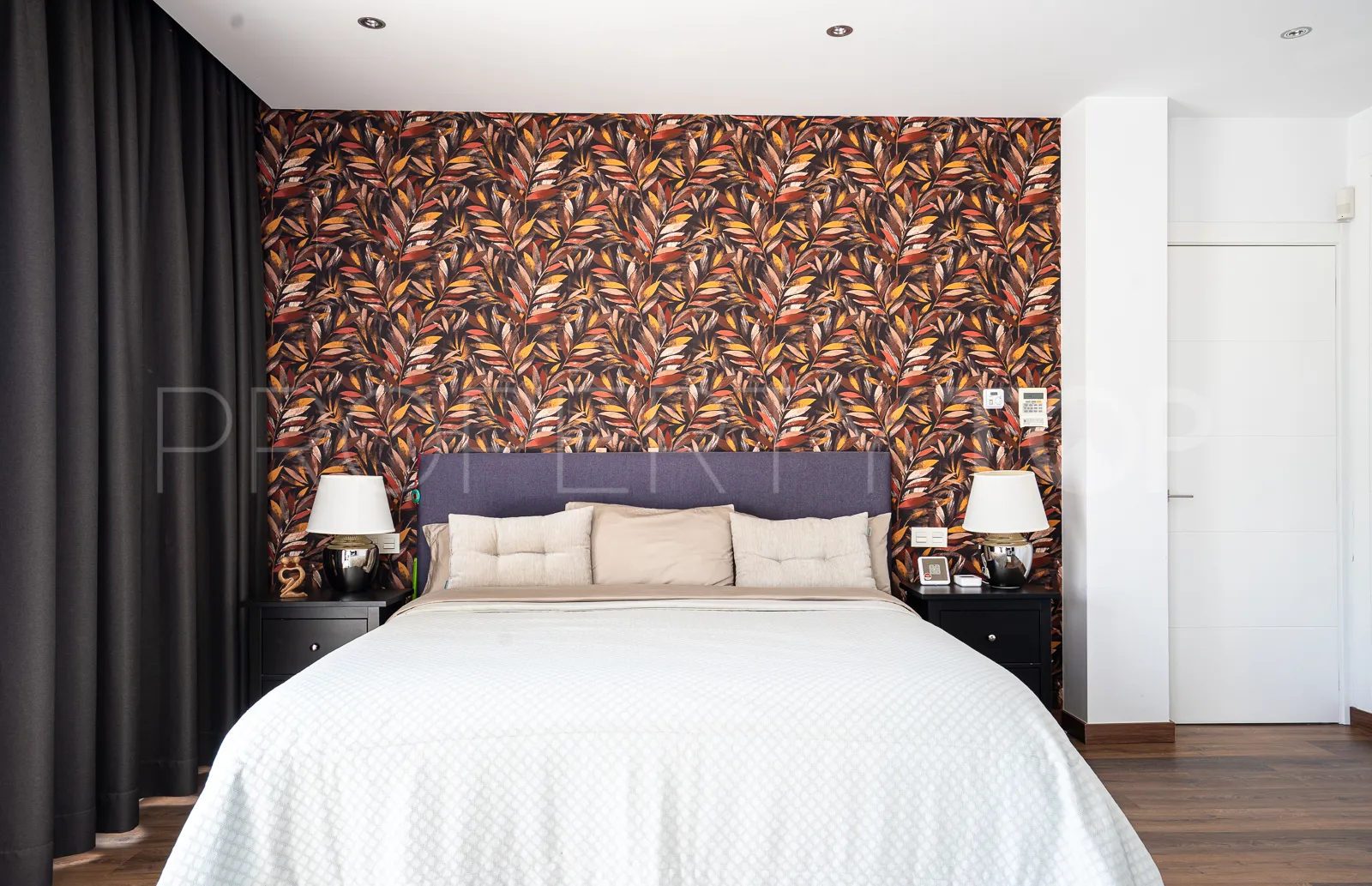 Buy La Quinta villa with 4 bedrooms