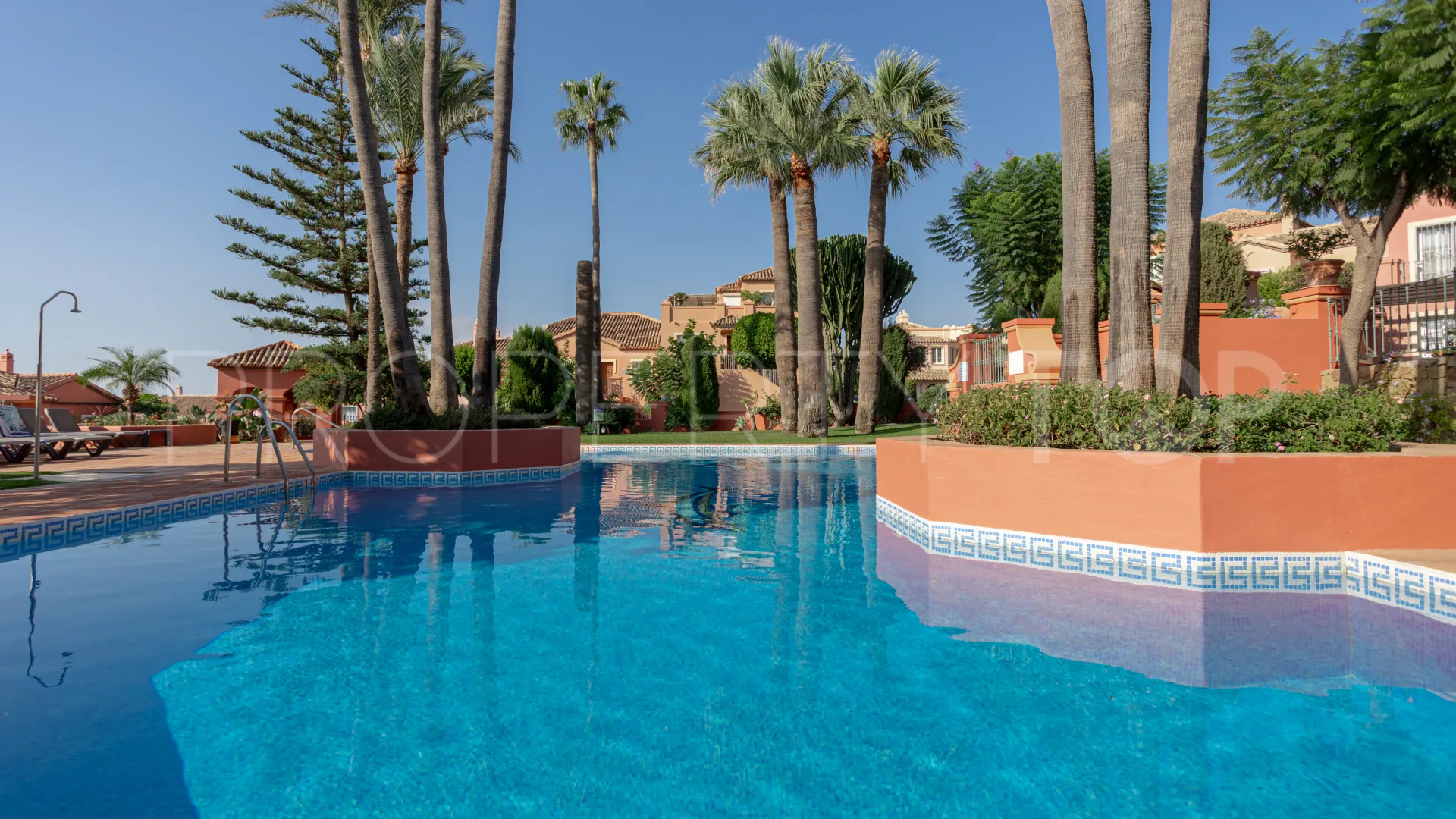 Comprar pareado con 3 dormitorios en Benahavis