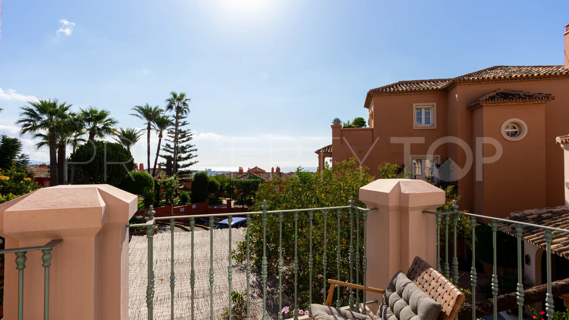 Comprar pareado con 3 dormitorios en Benahavis