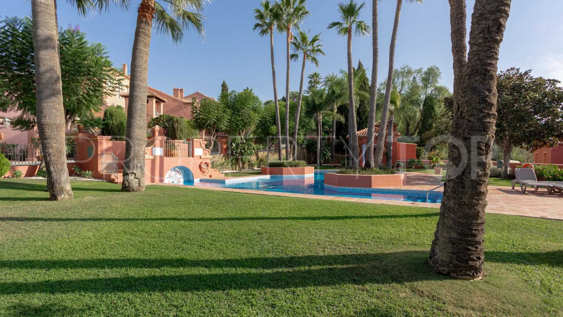 Comprar pareado con 3 dormitorios en Benahavis