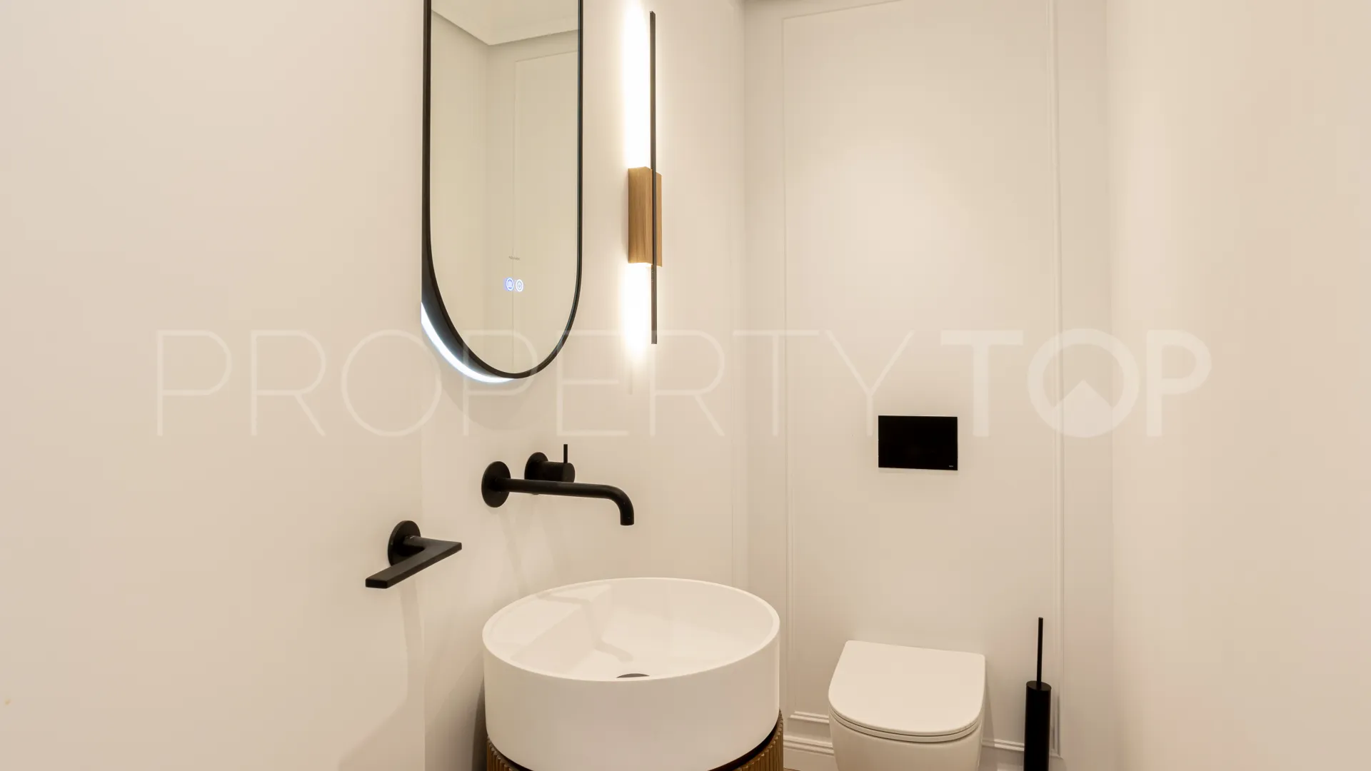Comprar pareado con 3 dormitorios en Benahavis