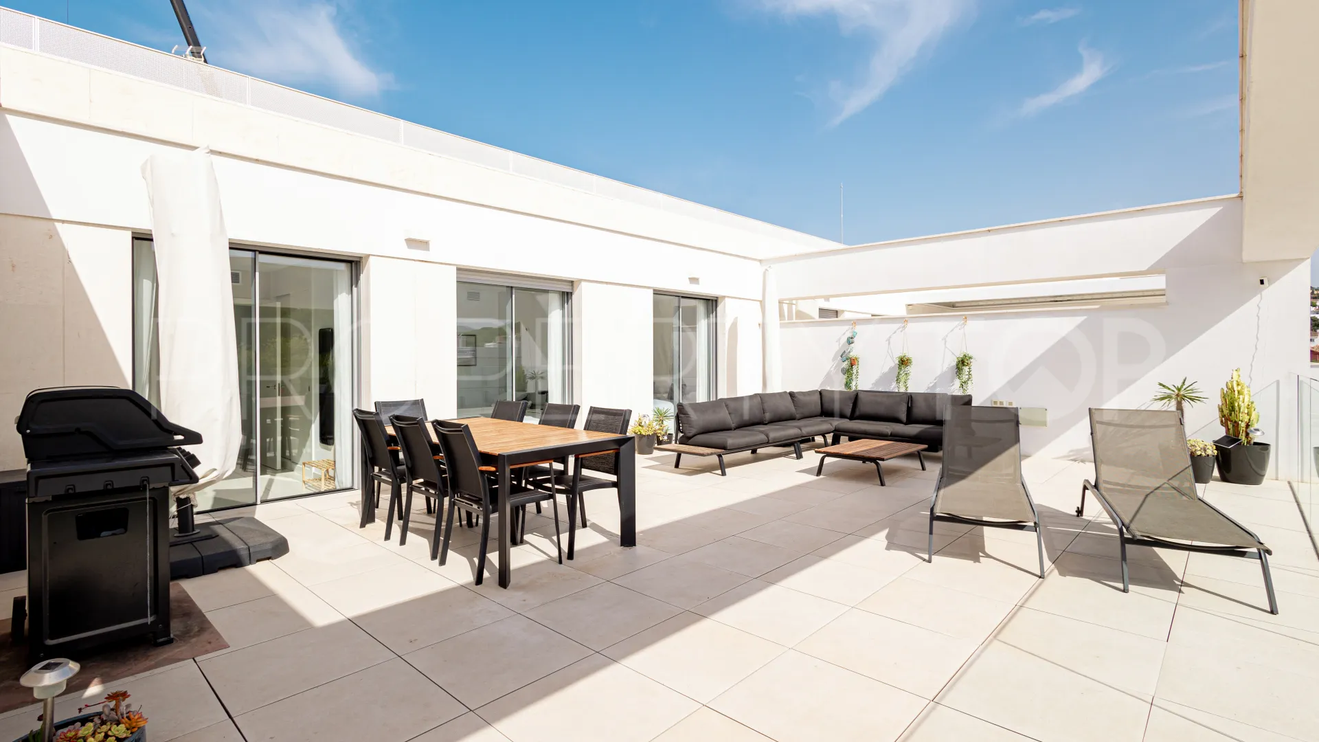 For sale penthouse with 3 bedrooms in Estrella del Mar