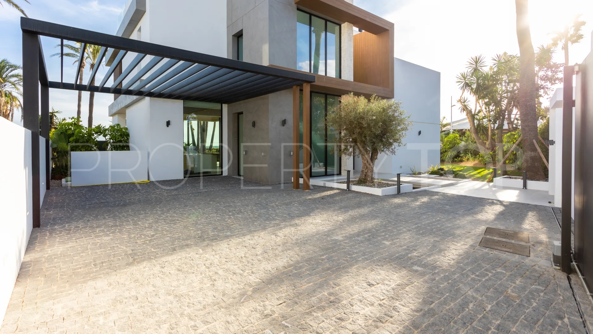 Villa with 3 bedrooms for sale in Cortijo Blanco