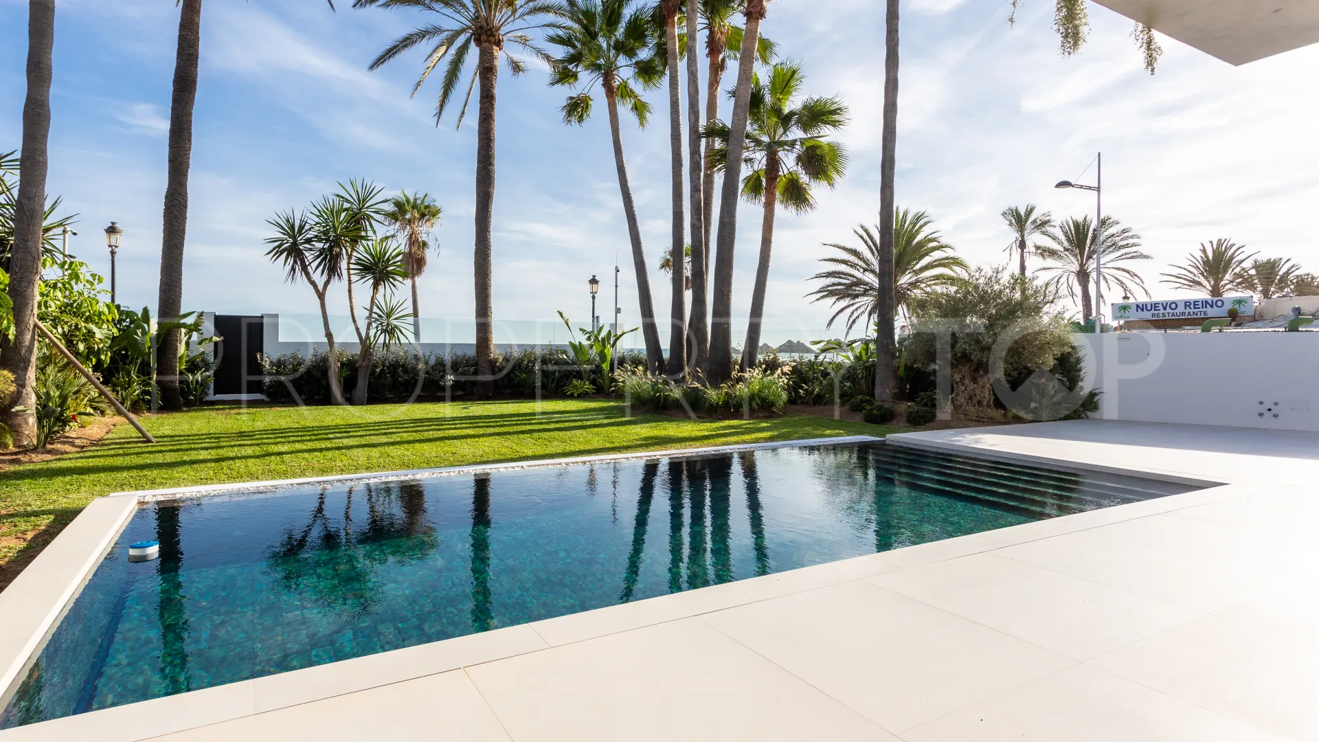 Villa with 3 bedrooms for sale in Cortijo Blanco