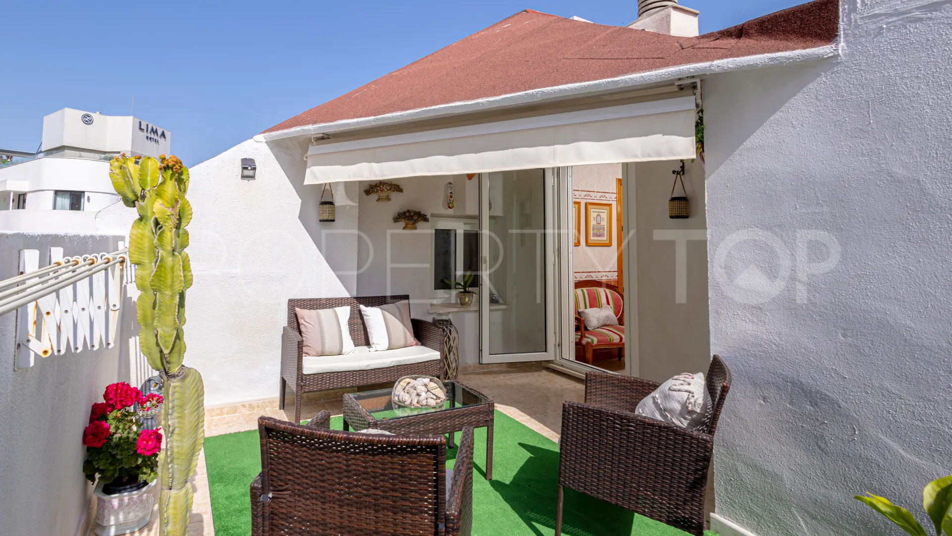 Atico duplex de 3 dormitorios en venta en Marbella Centro