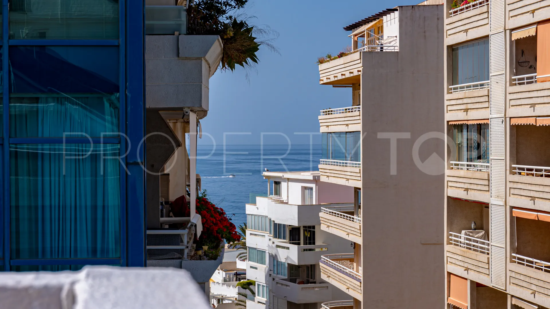 Atico duplex de 3 dormitorios en venta en Marbella Centro