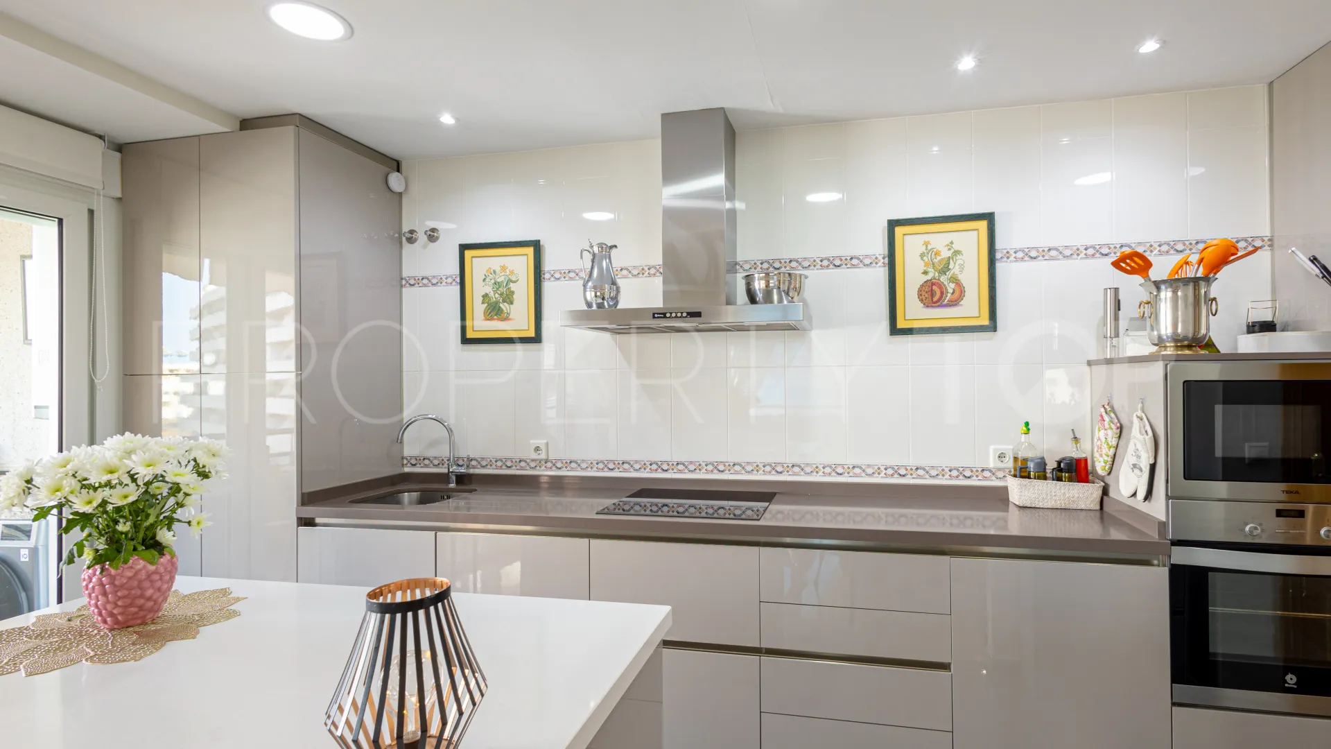 Atico duplex de 3 dormitorios en venta en Marbella Centro