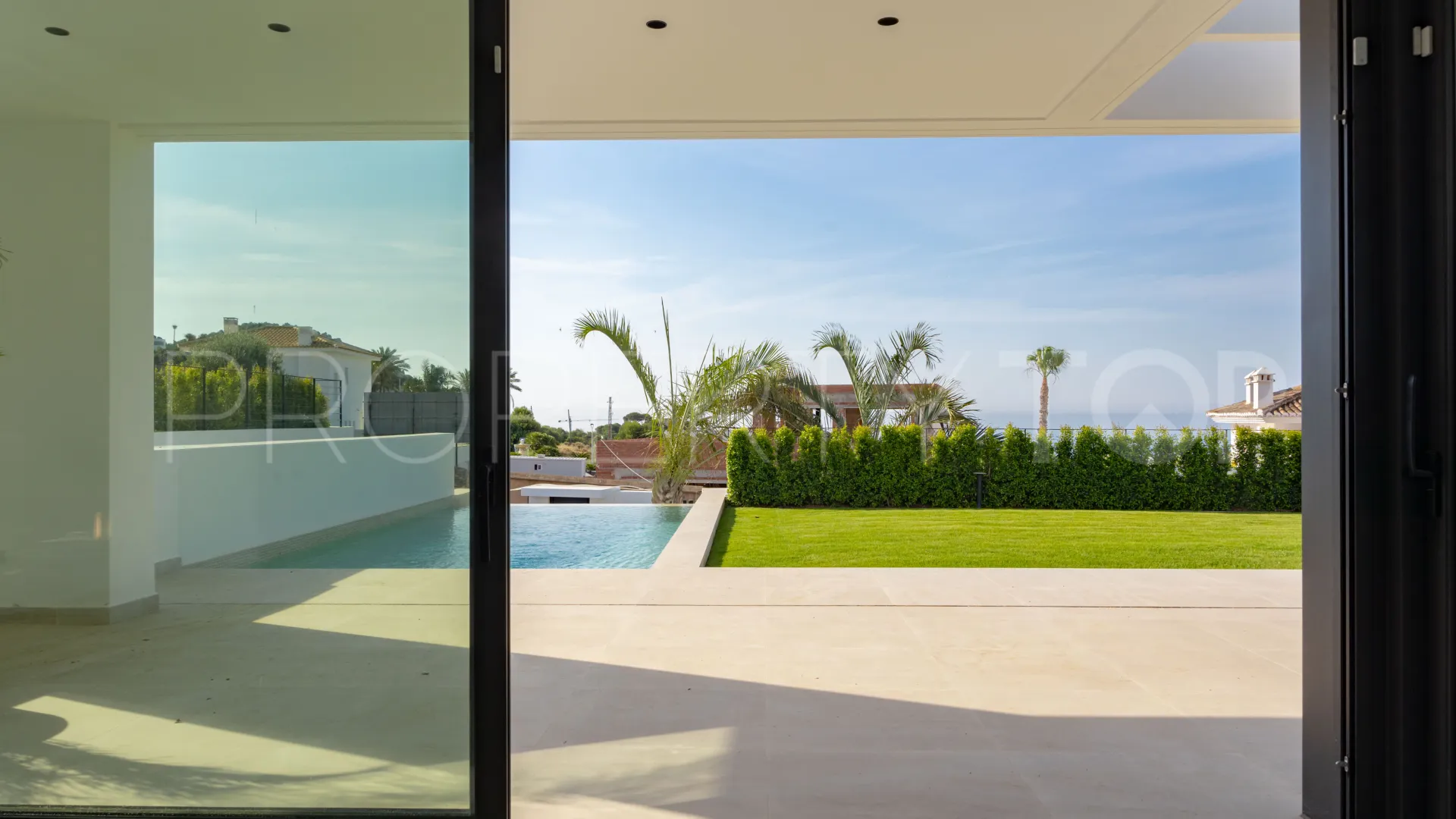 Se vende villa de 4 dormitorios en Mijas Costa
