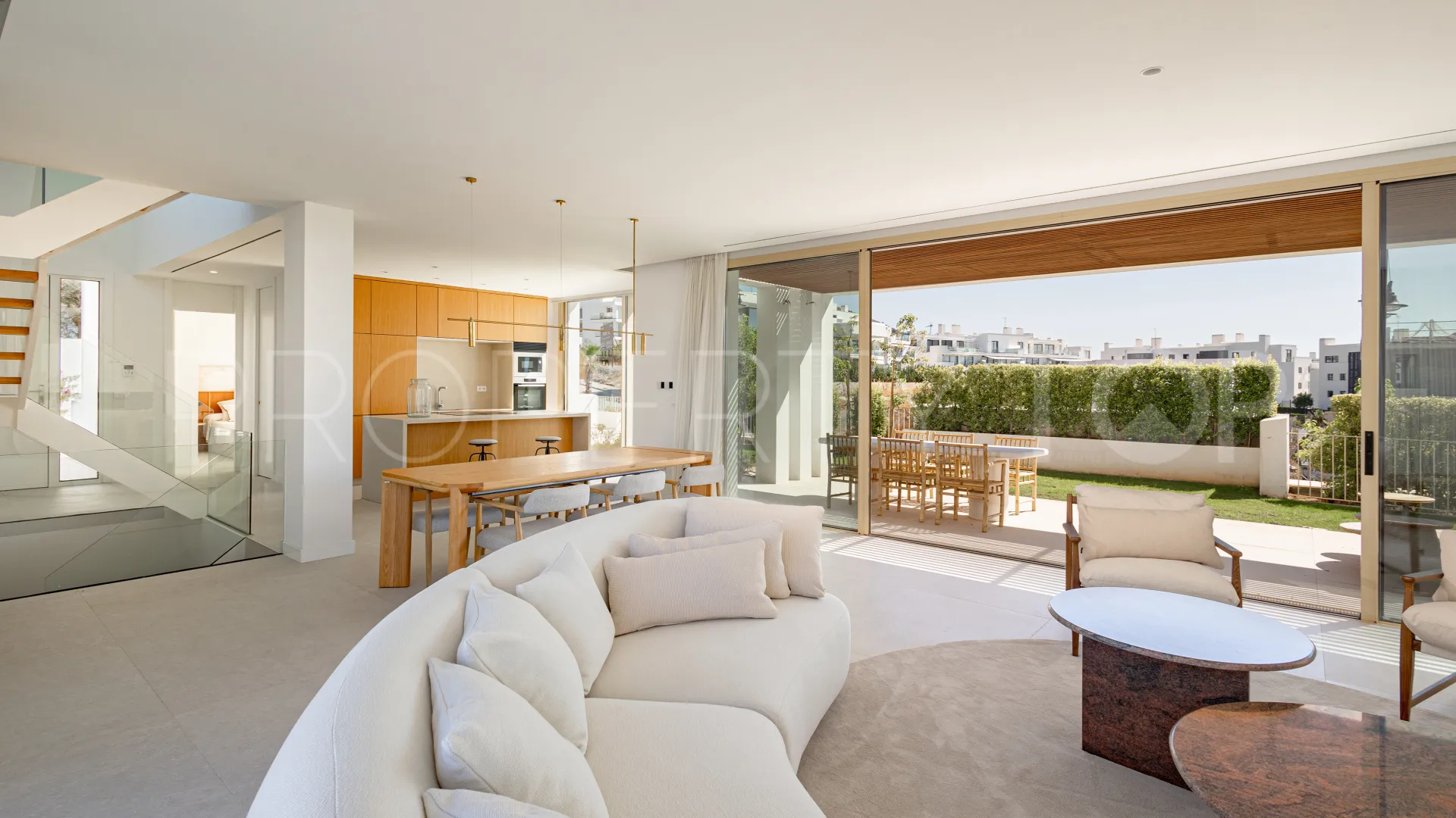 Se vende villa en El Higueron