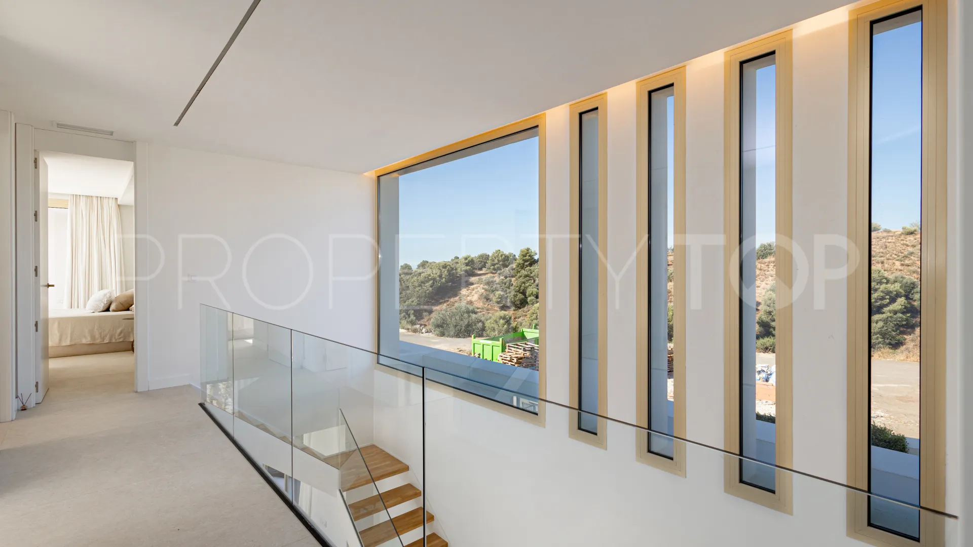 Se vende villa en El Higueron