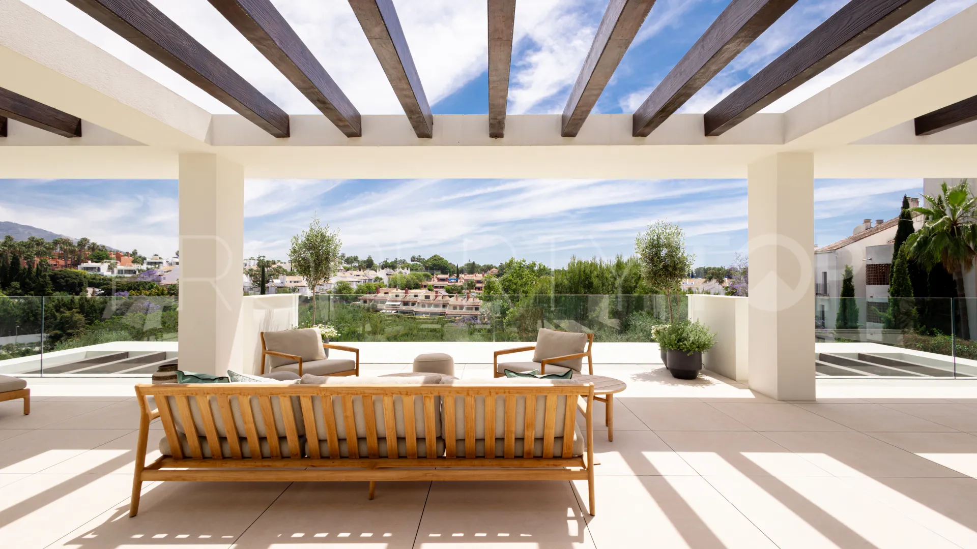 Se vende atico duplex en Señorio de Marbella