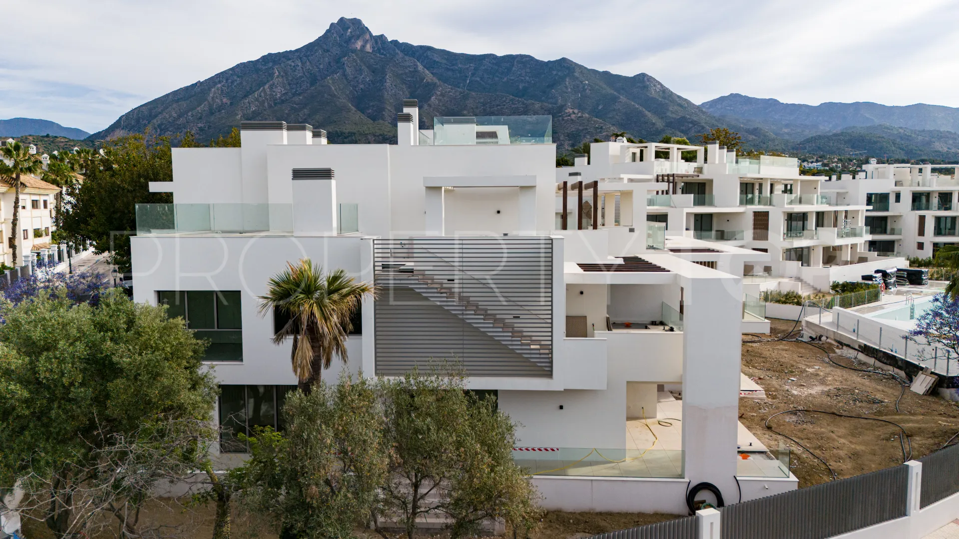 Se vende atico duplex en Señorio de Marbella