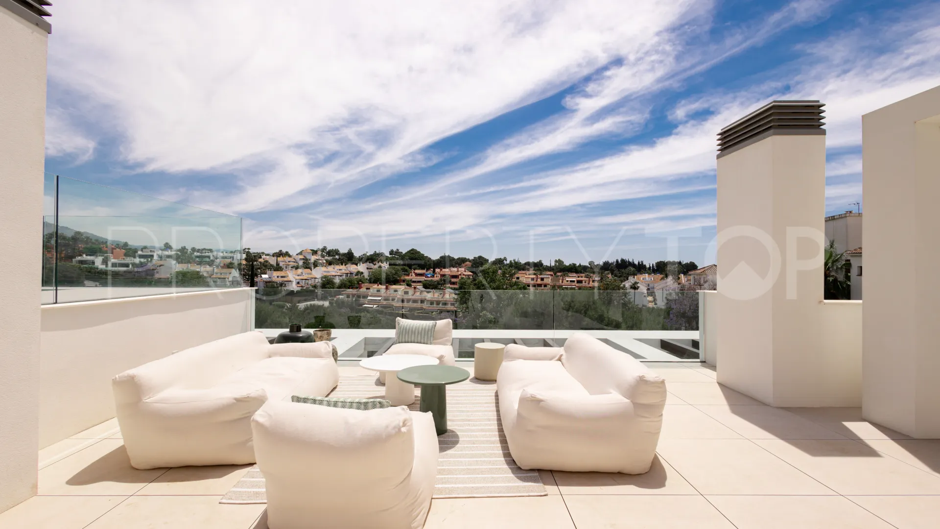 Se vende atico duplex en Señorio de Marbella